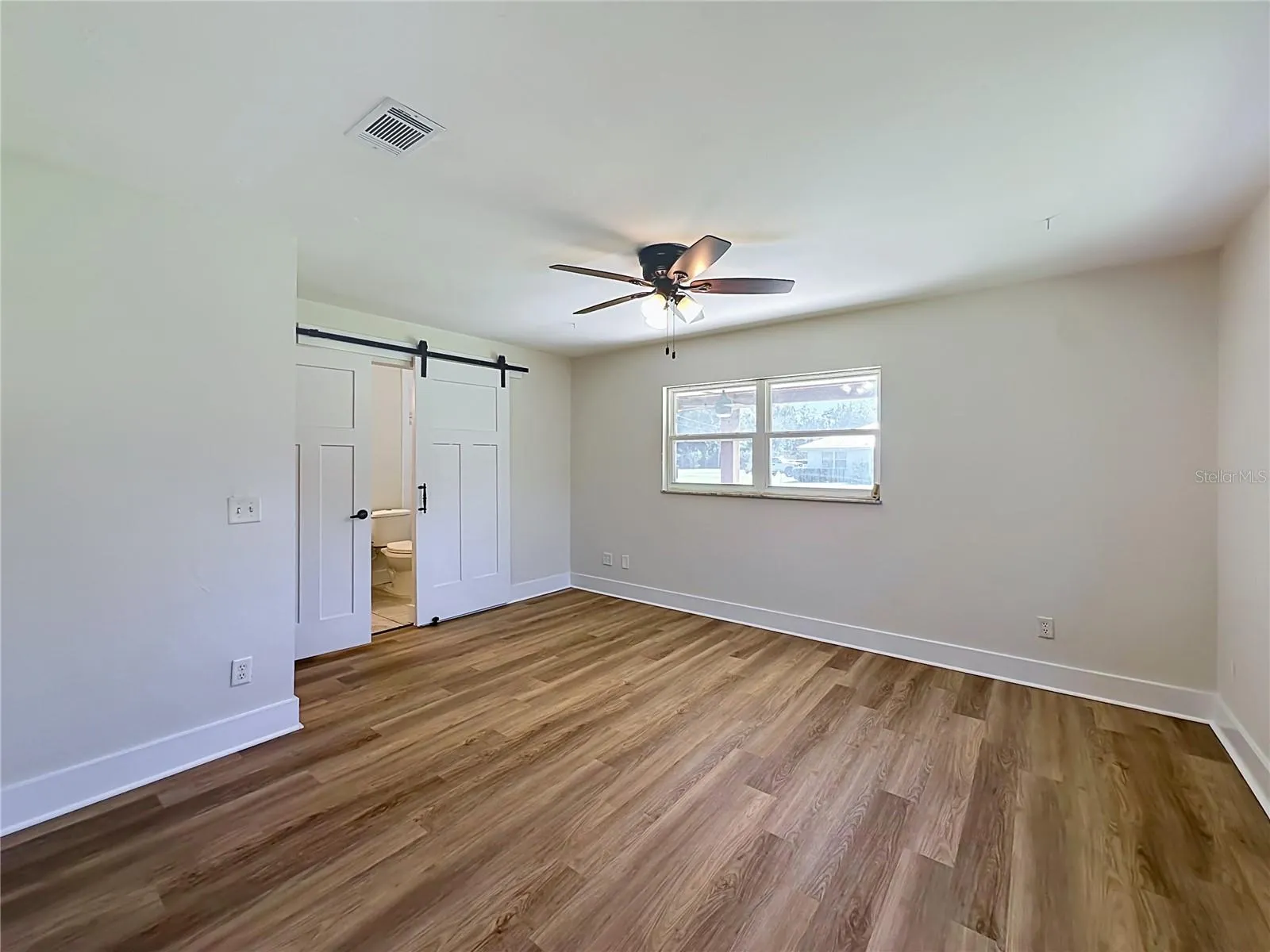 327 NE 6TH AVE