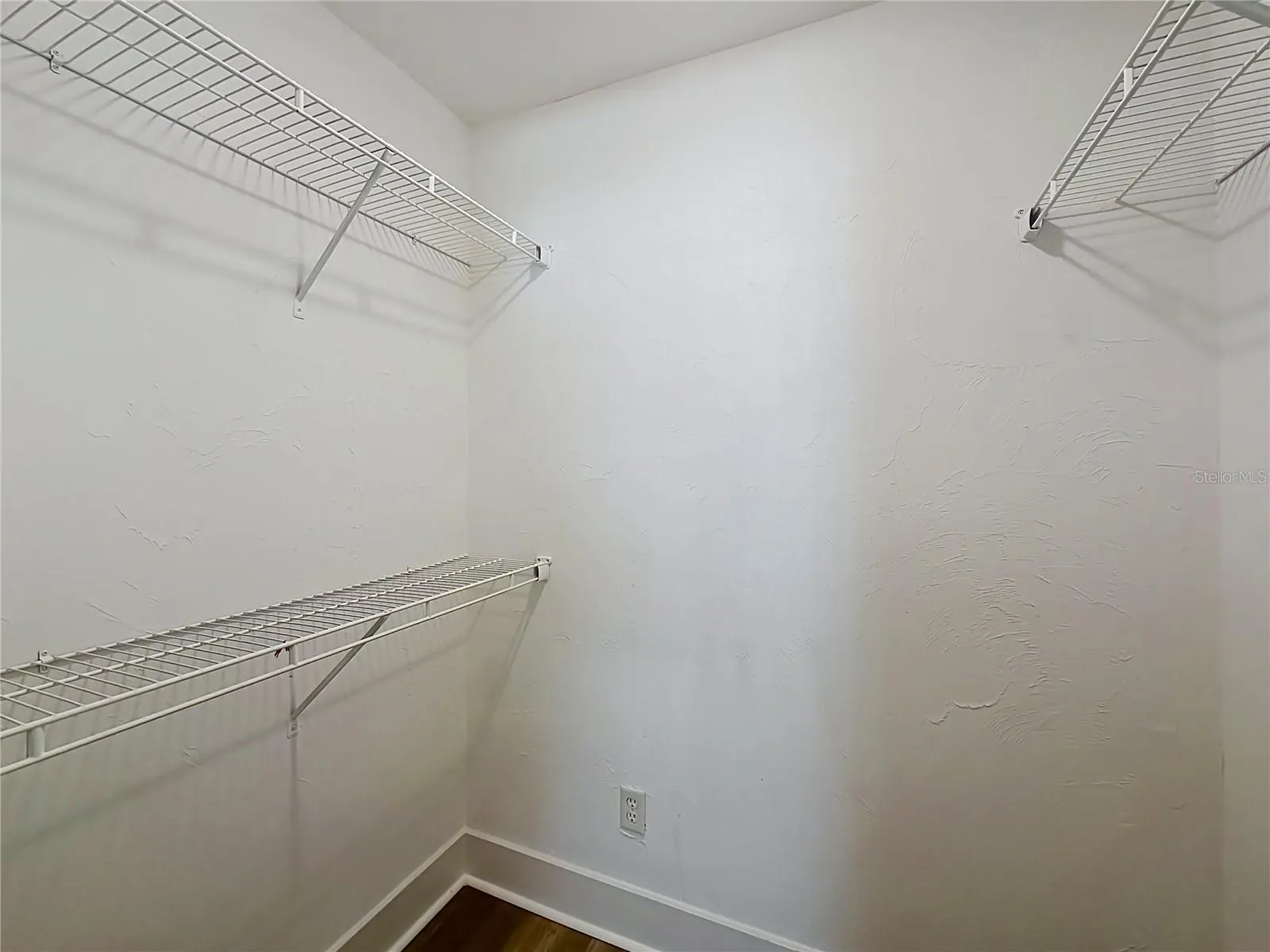 327 NE 6TH AVE