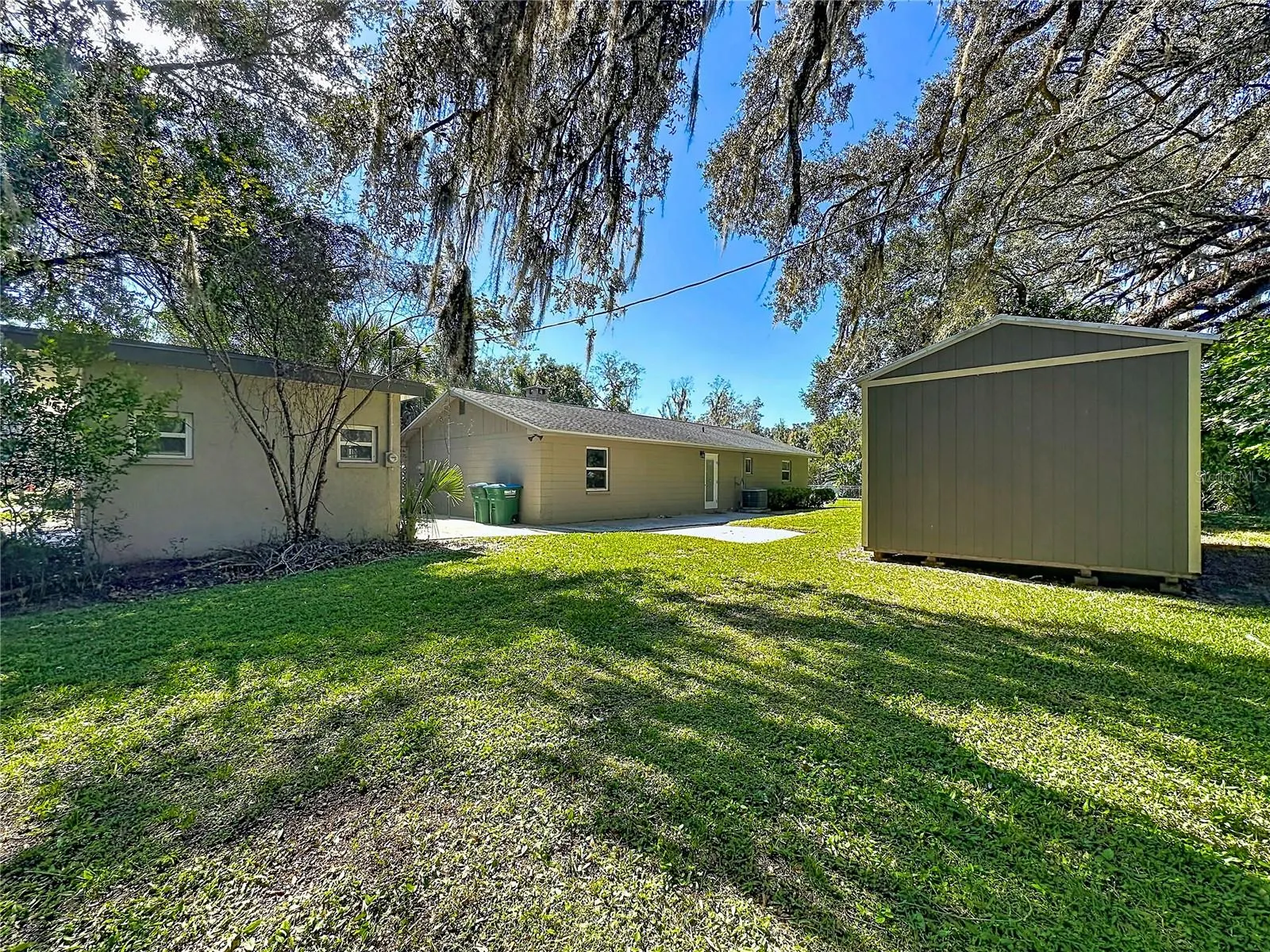 327 NE 6TH AVE