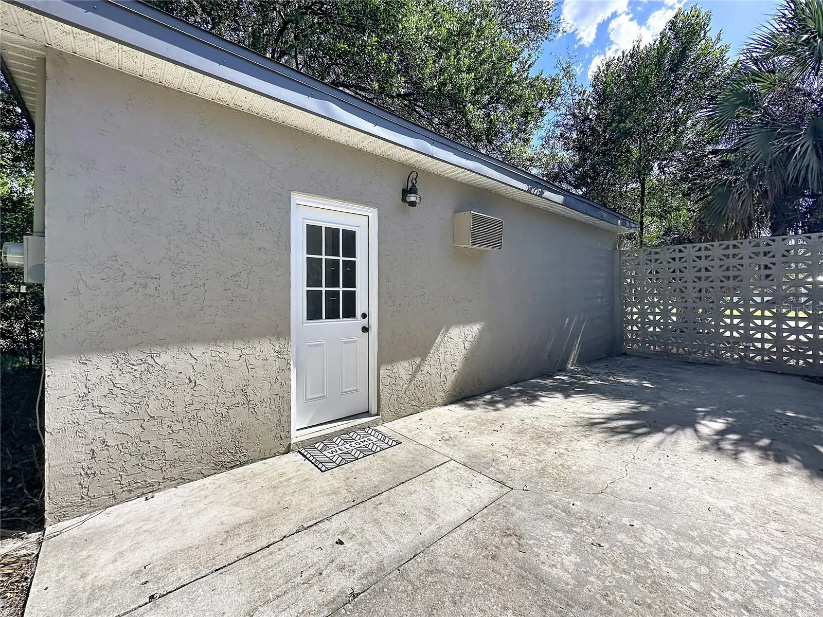 327 NE 6TH AVE