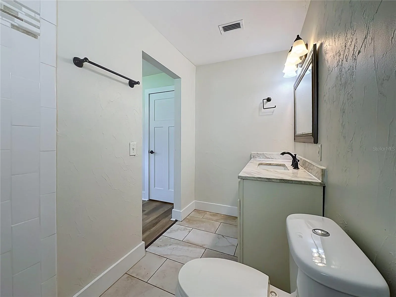 327 NE 6TH AVE
