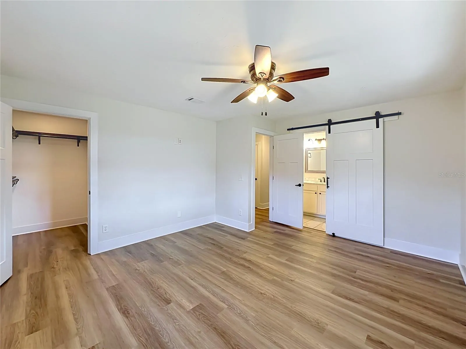 327 NE 6TH AVE
