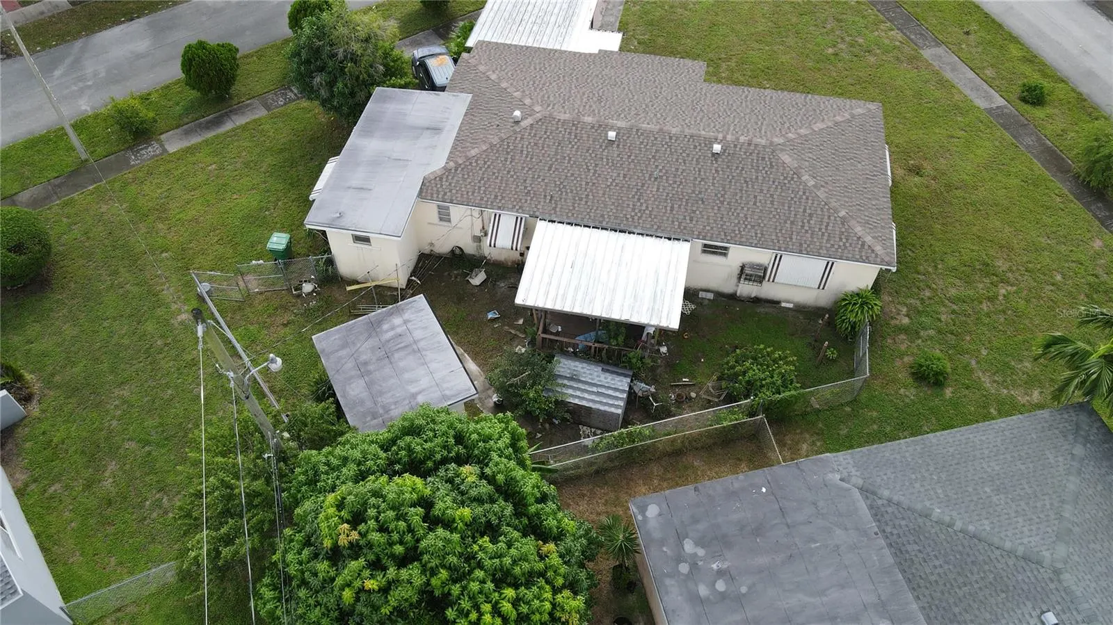 9000 NW 12TH CT