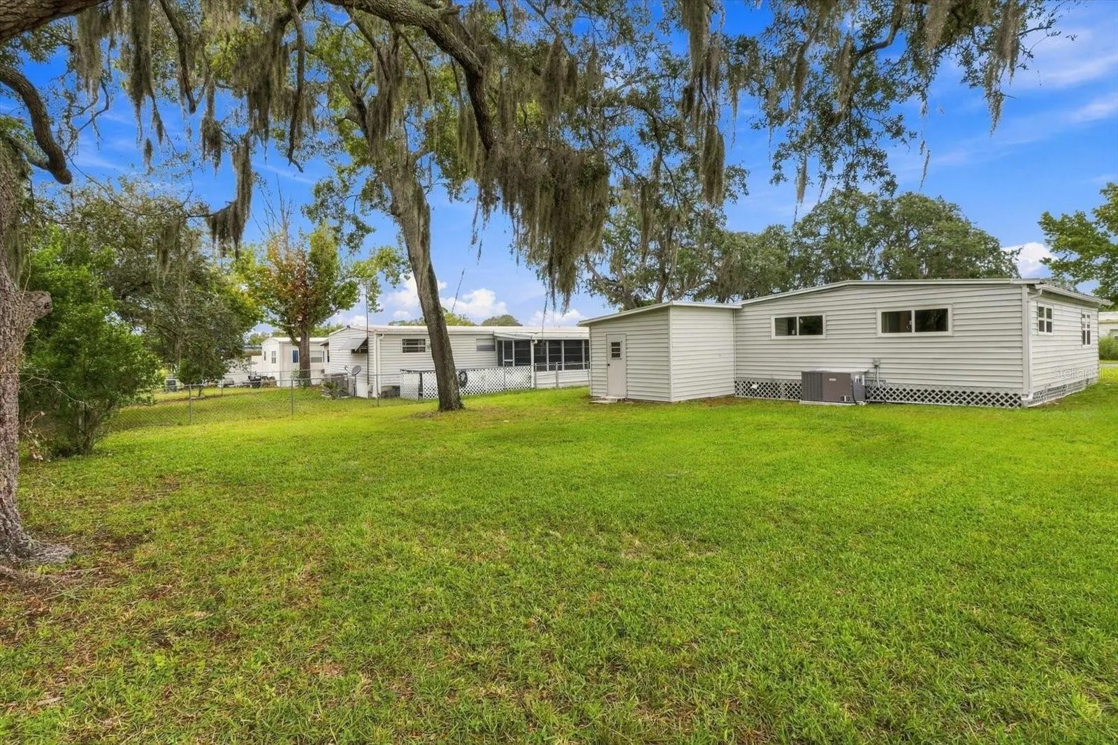 7289 FAIRLANE AVE
