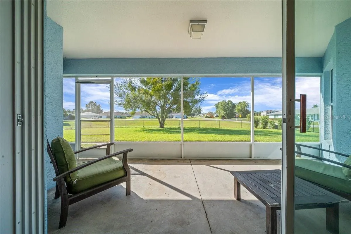 5048 NW 32ND PL