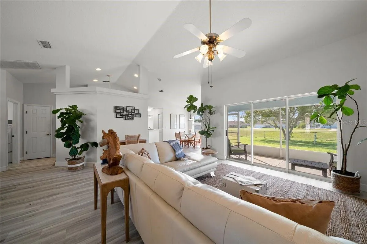 5048 NW 32ND PL