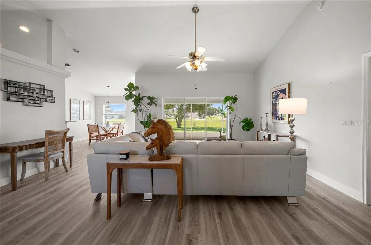 5048 NW 32ND PL