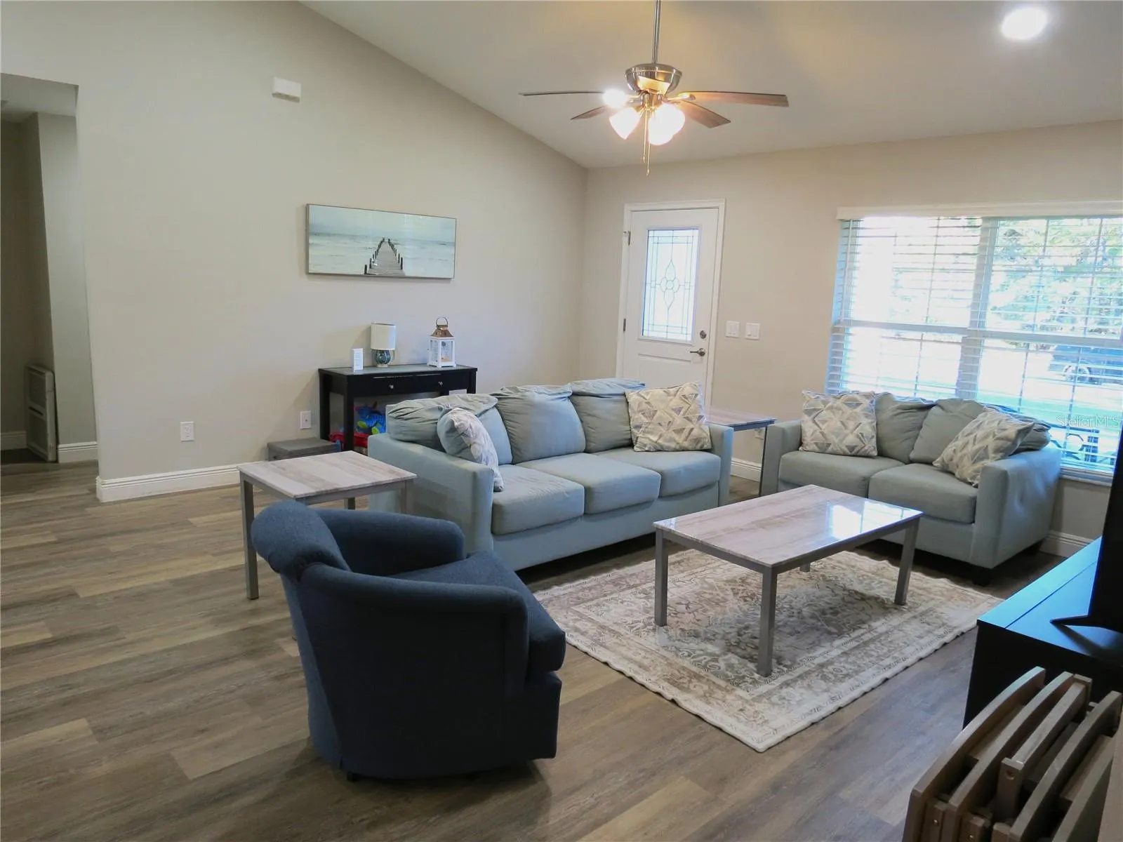 2300 W WAVECREST DR