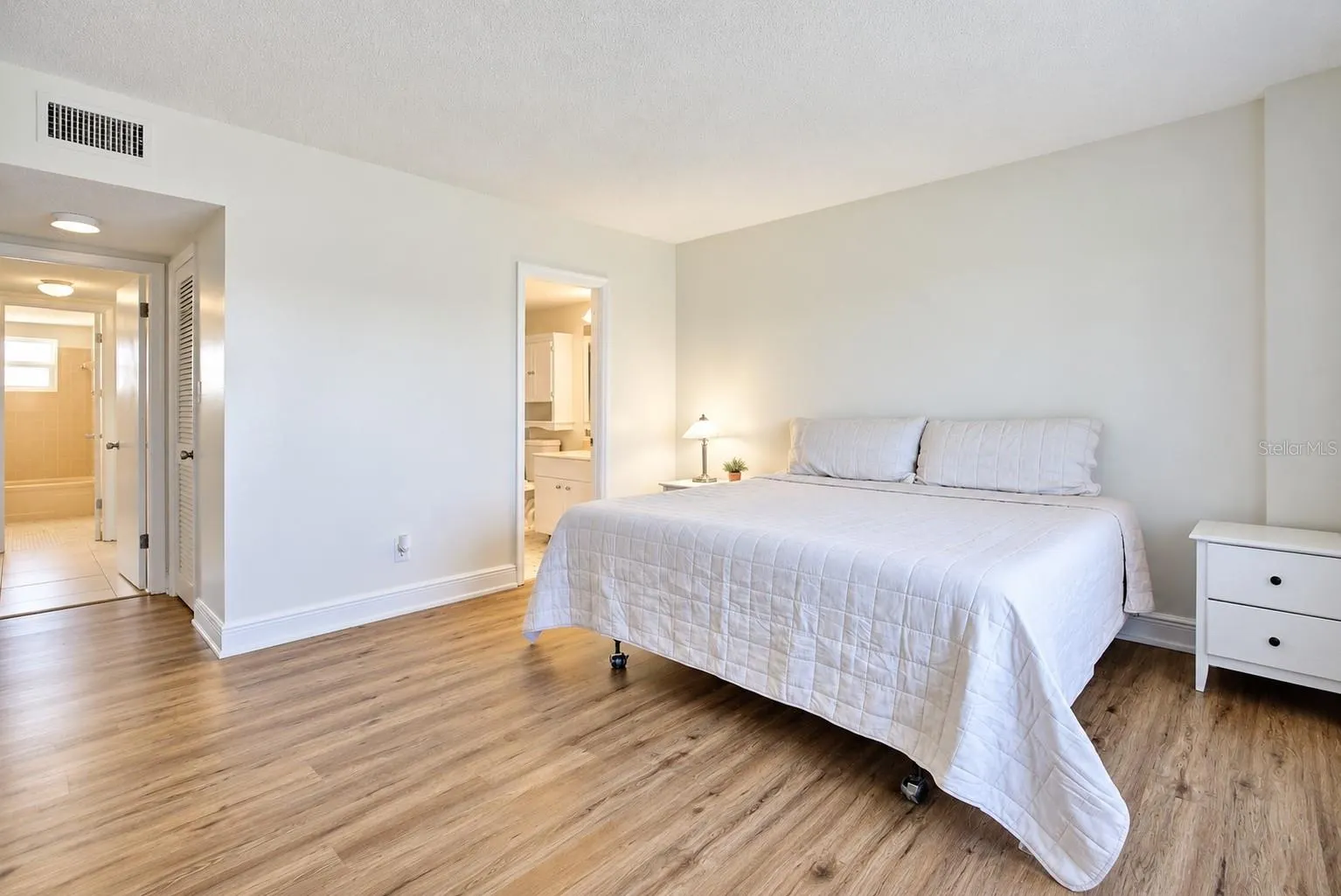 2131 LAKEVIEW DR #500 #500