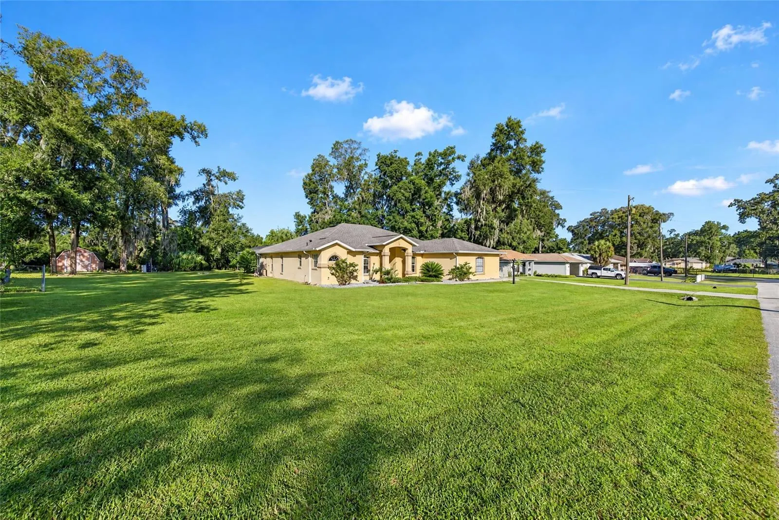5542 NW 57TH AVE
