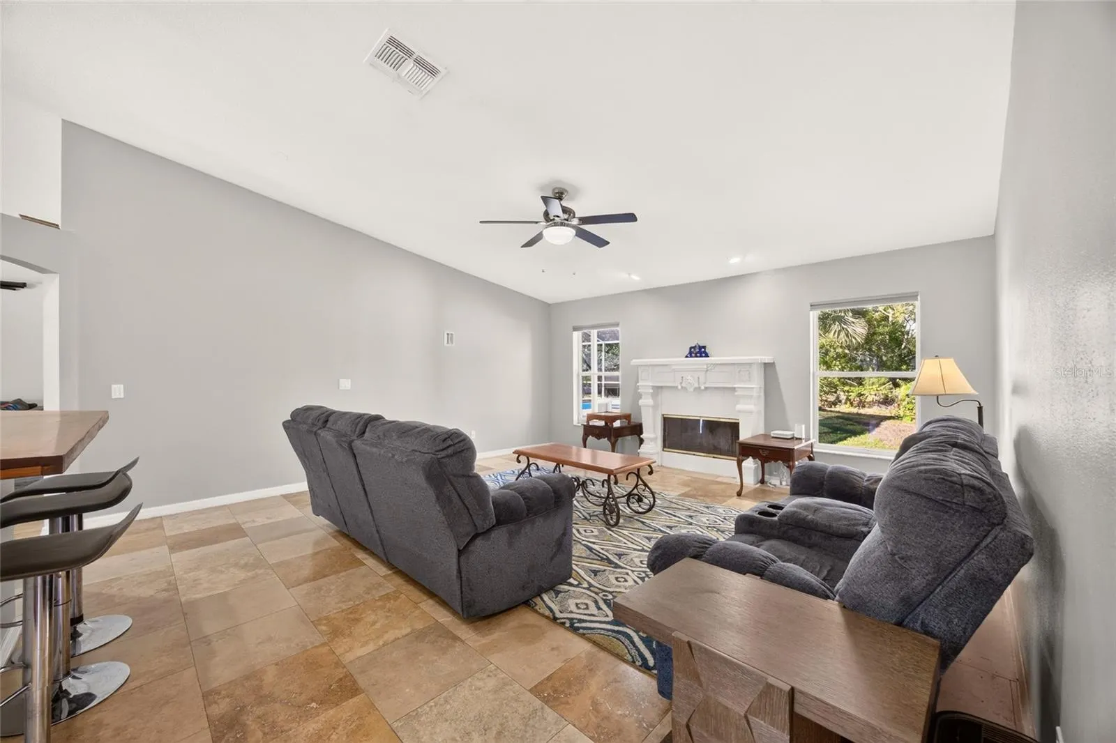 5542 NW 57TH AVE