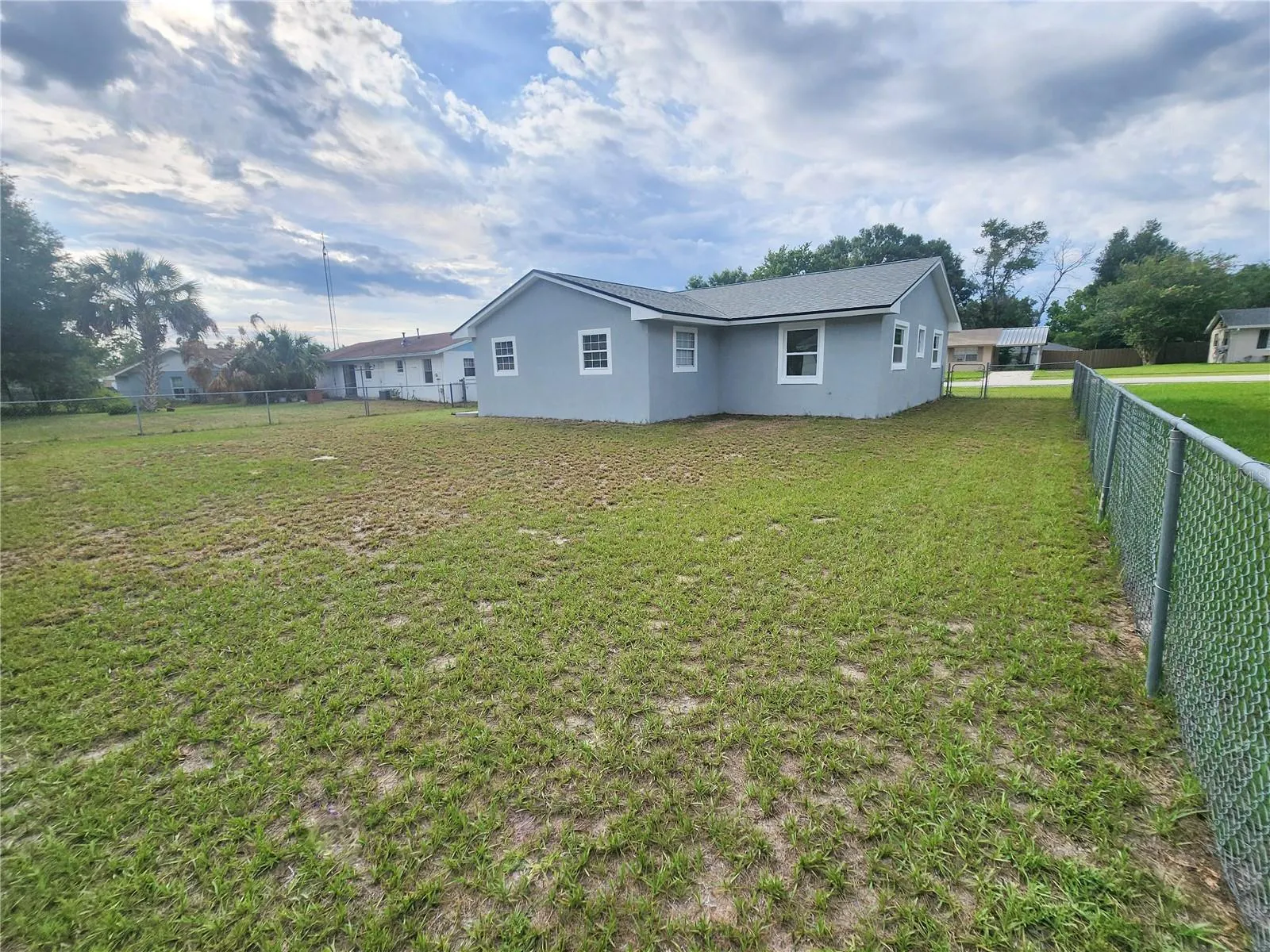 3702 SW 148TH PL