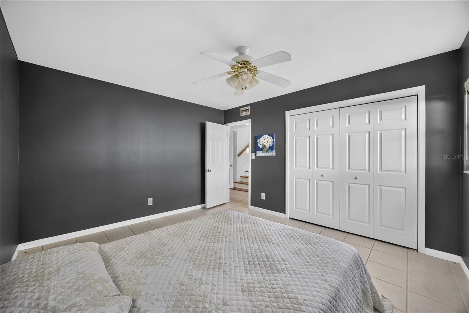 537 SE 19TH ST