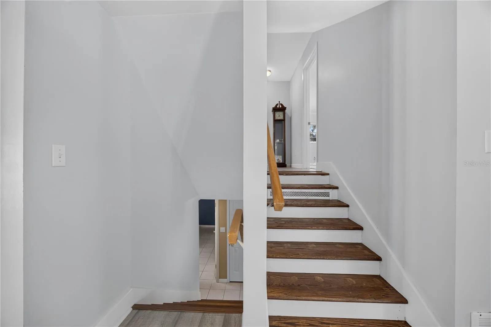 537 SE 19TH ST