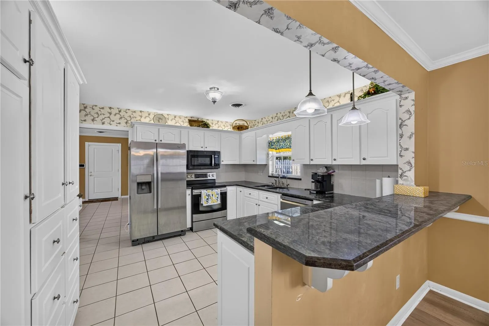 537 SE 19TH ST