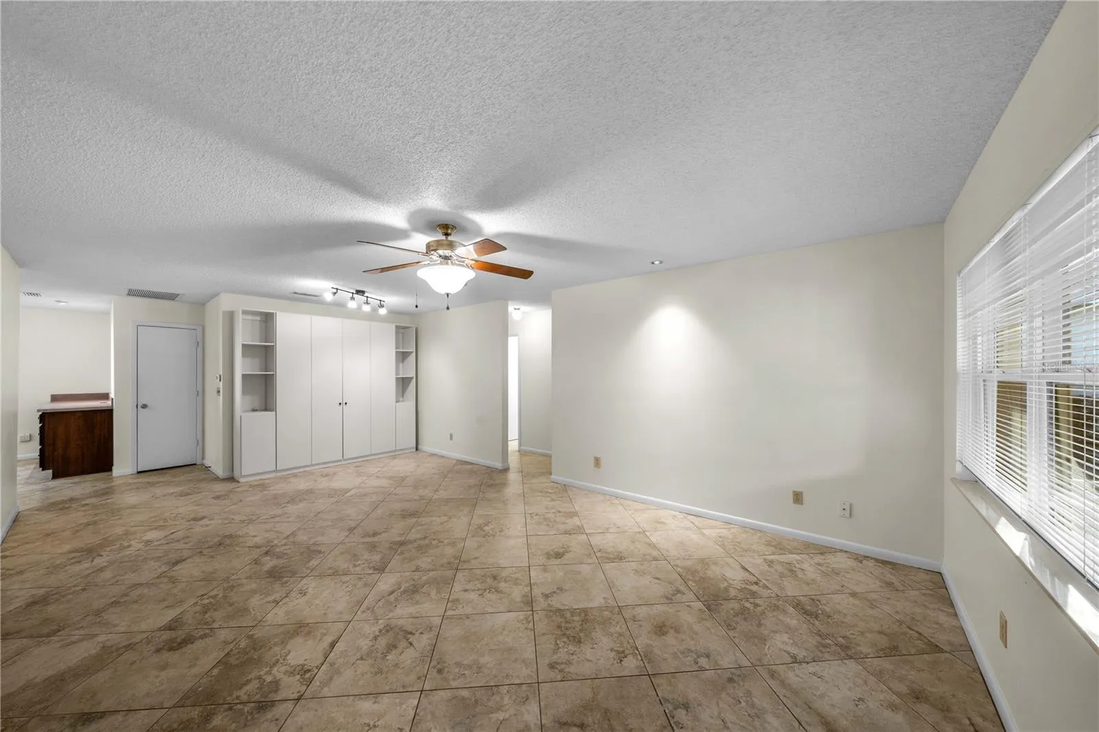 9529 SW 85TH AVE #D #D