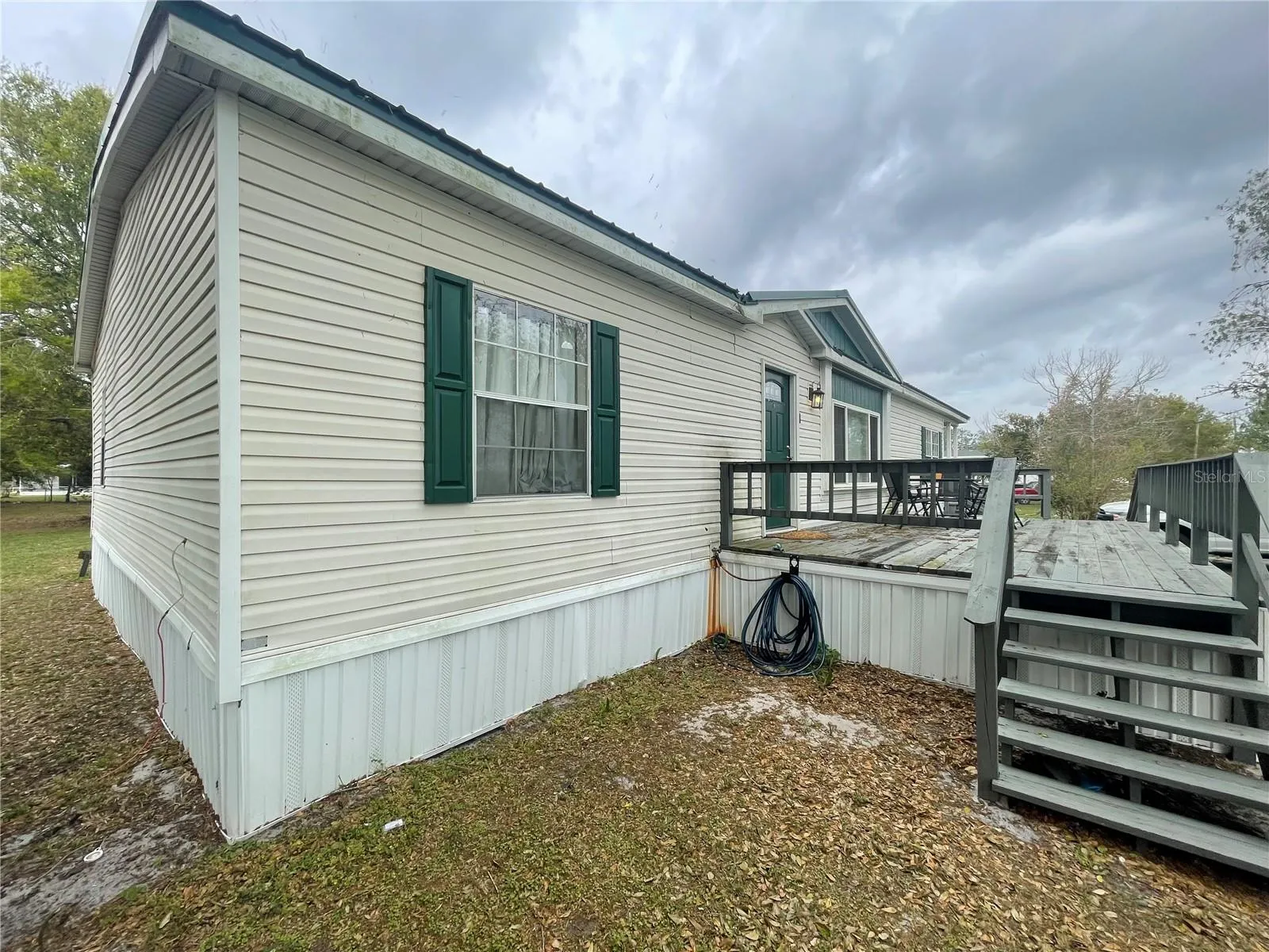 365 ALTURAS RD