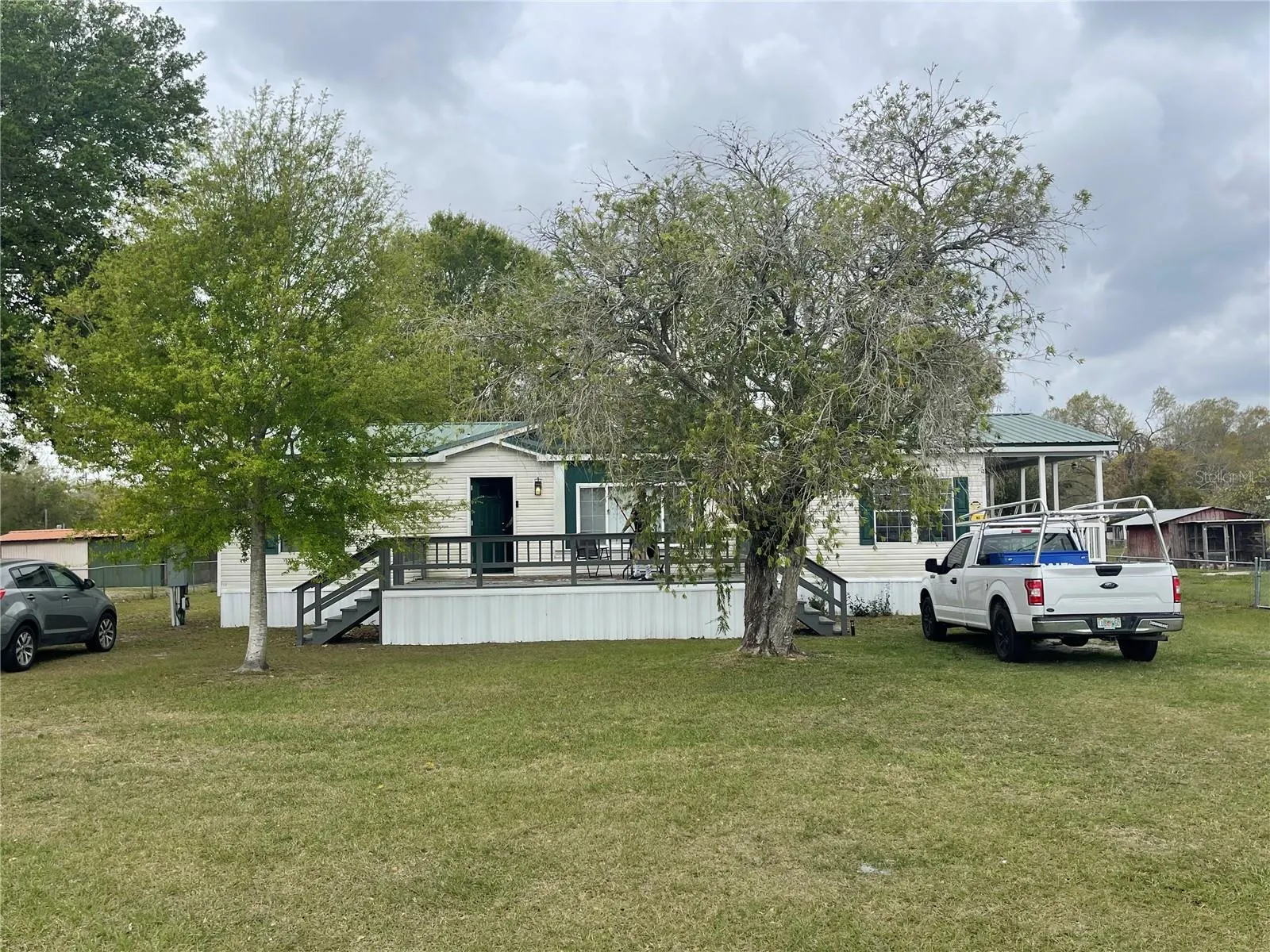 365 ALTURAS RD