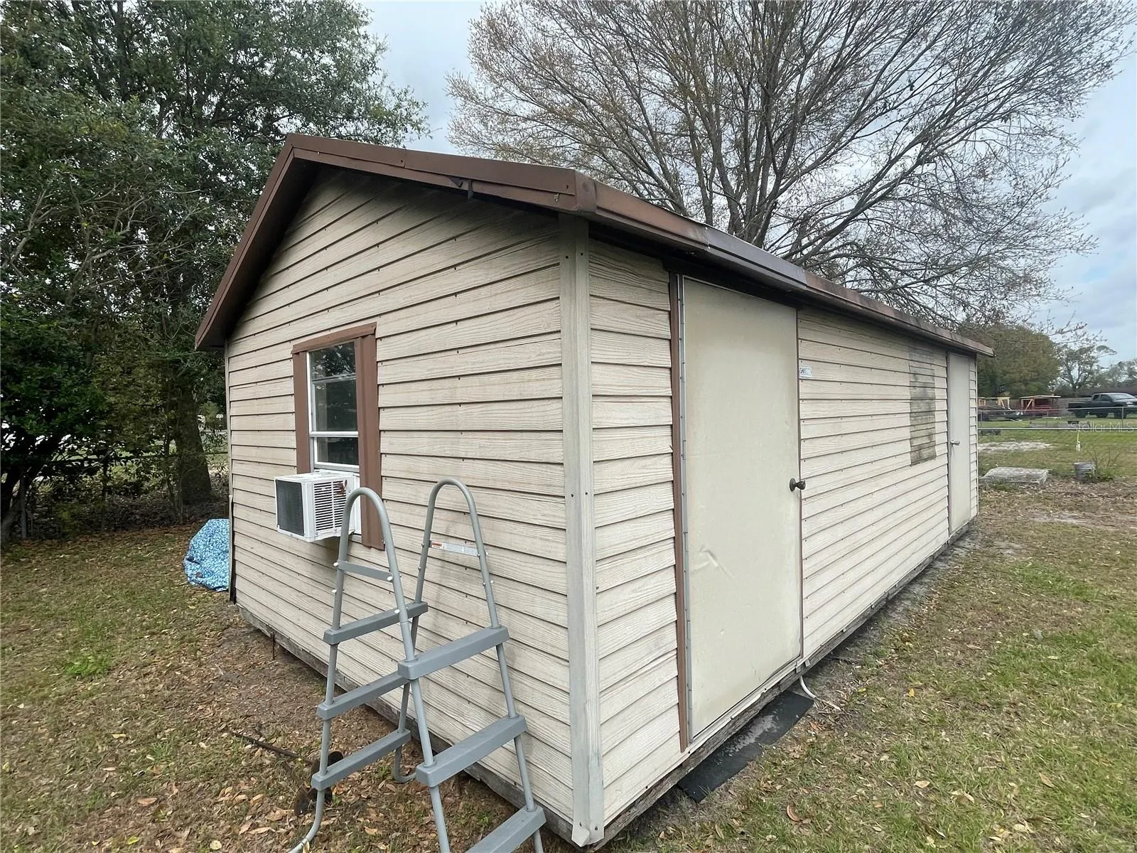 365 ALTURAS RD