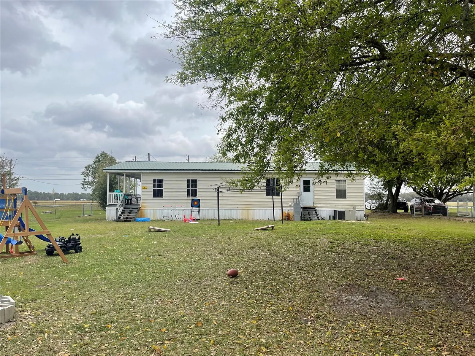 365 ALTURAS RD