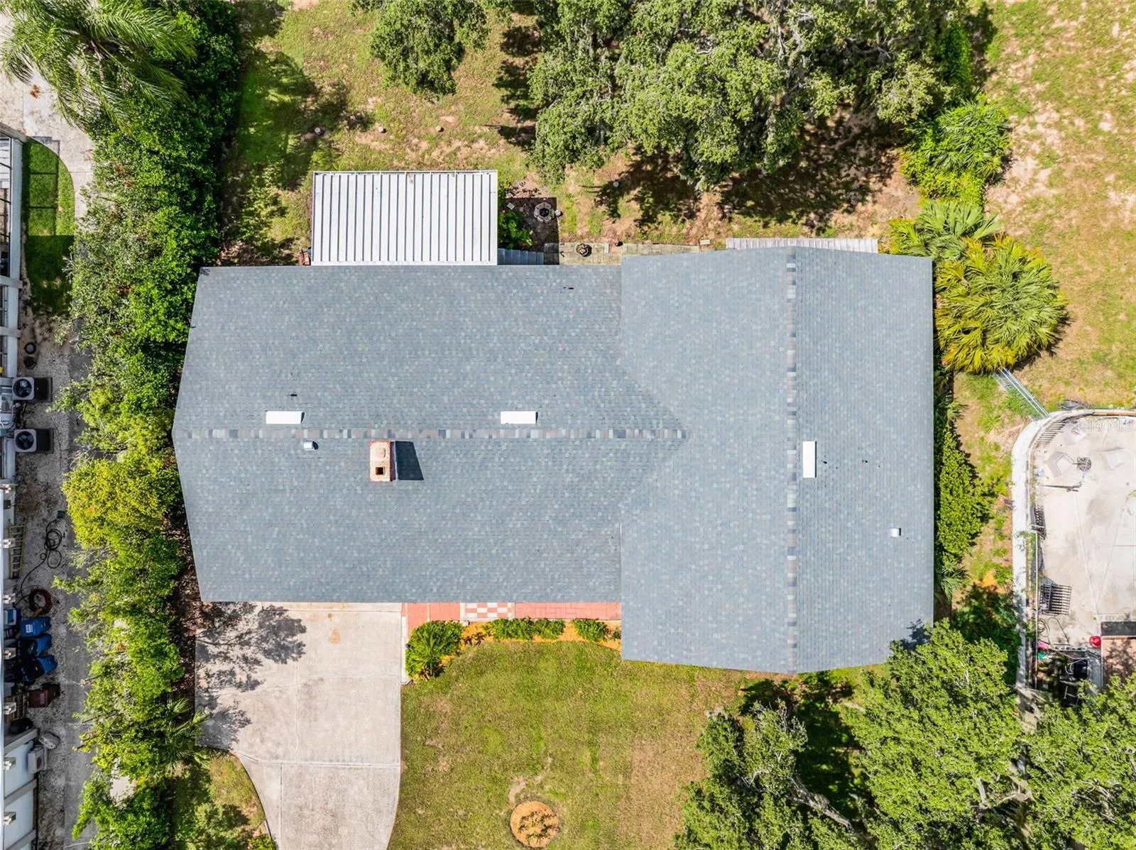 1041 SUNSET DR