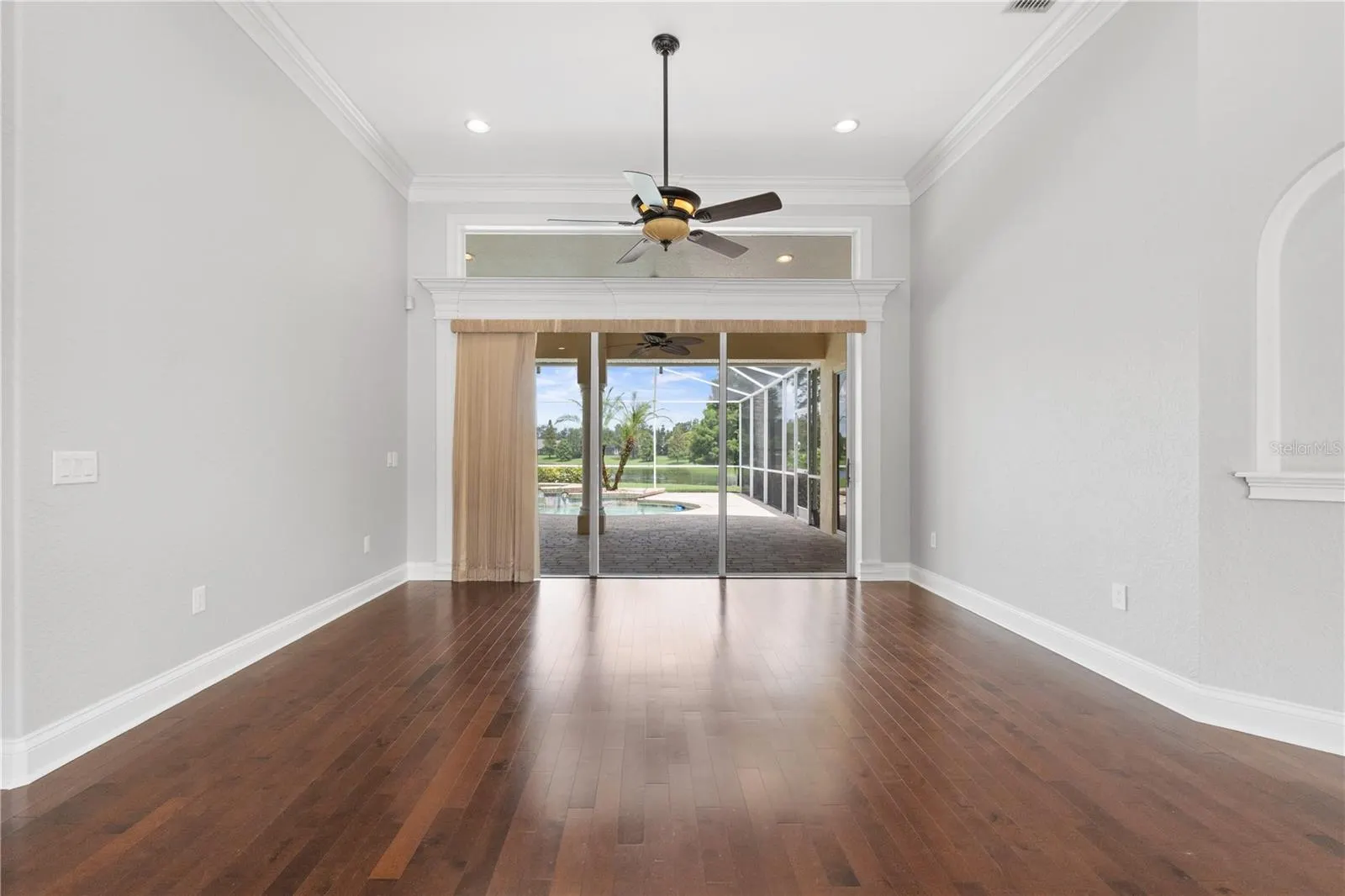 105 WYNDHAM DR