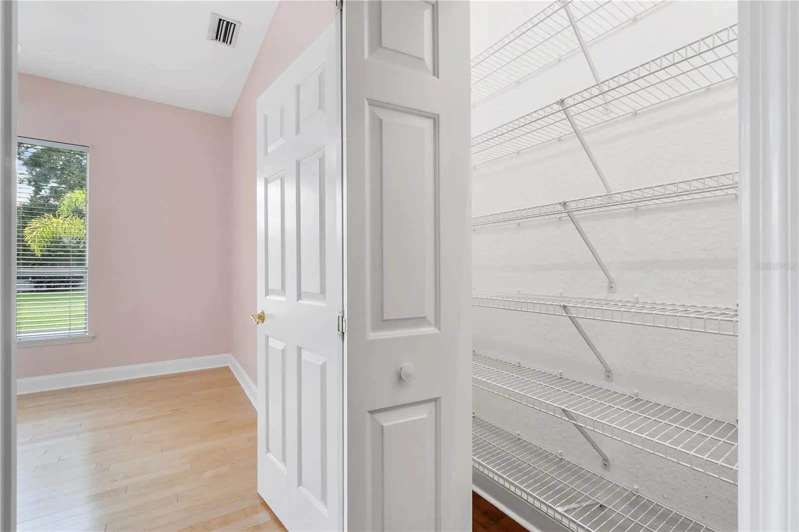 105 WYNDHAM DR