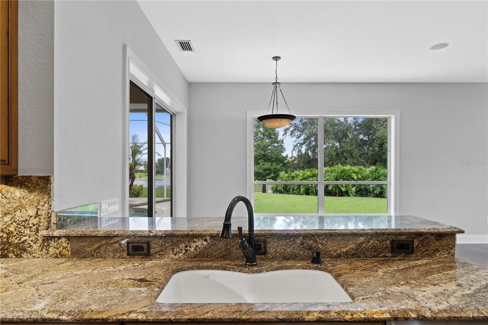105 WYNDHAM DR