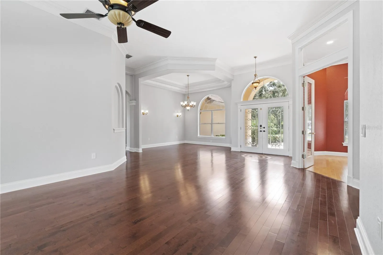 105 WYNDHAM DR