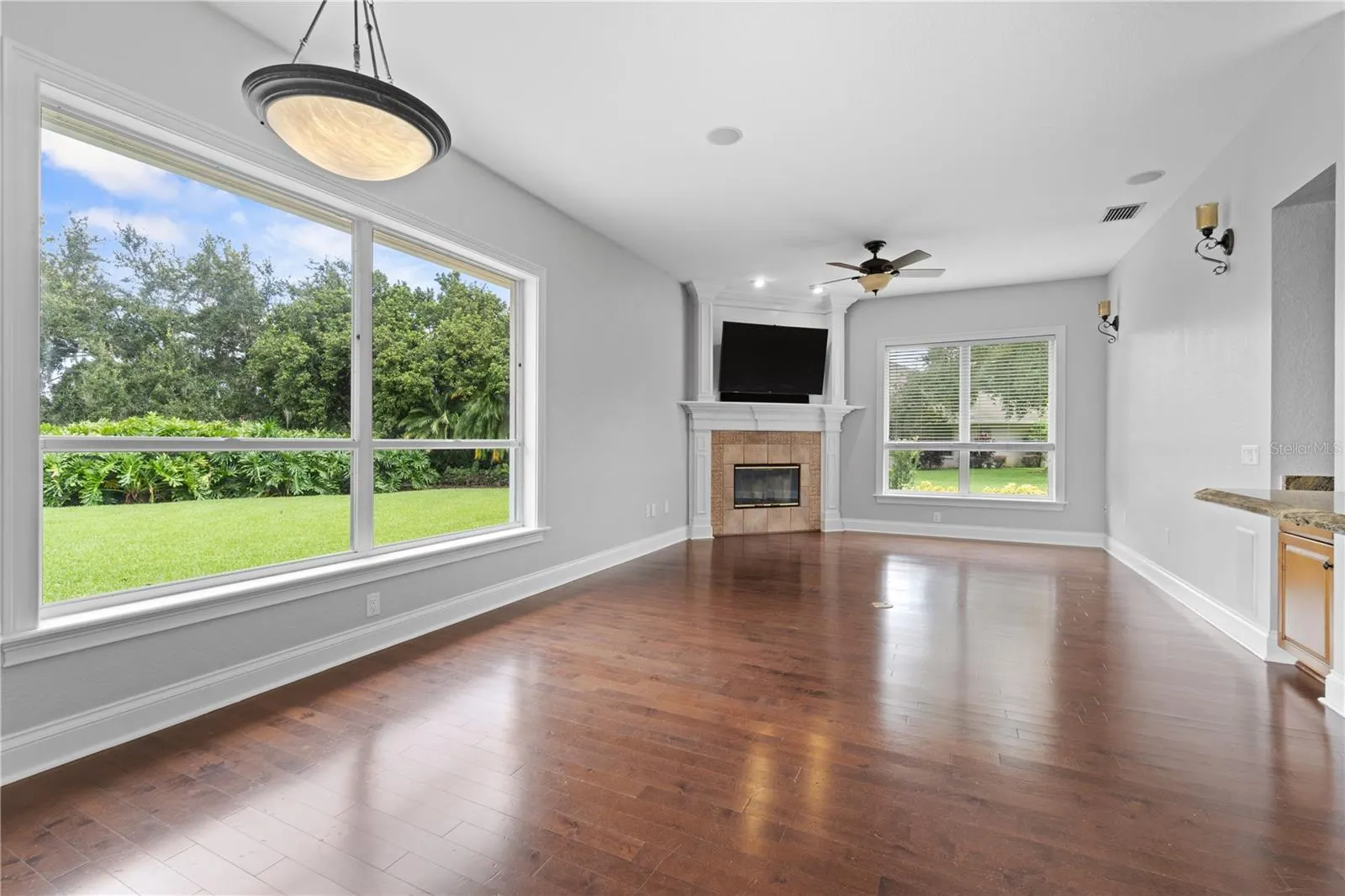 105 WYNDHAM DR