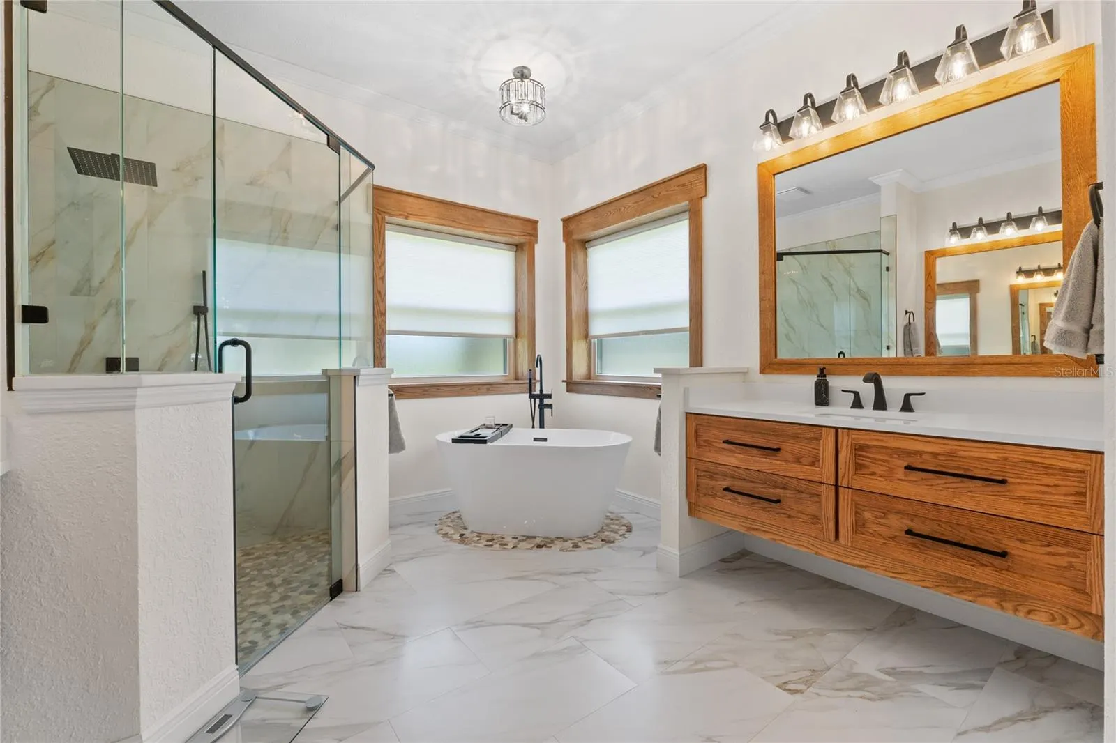 5195 HIGHLANDS LAKEVIEW LOOP