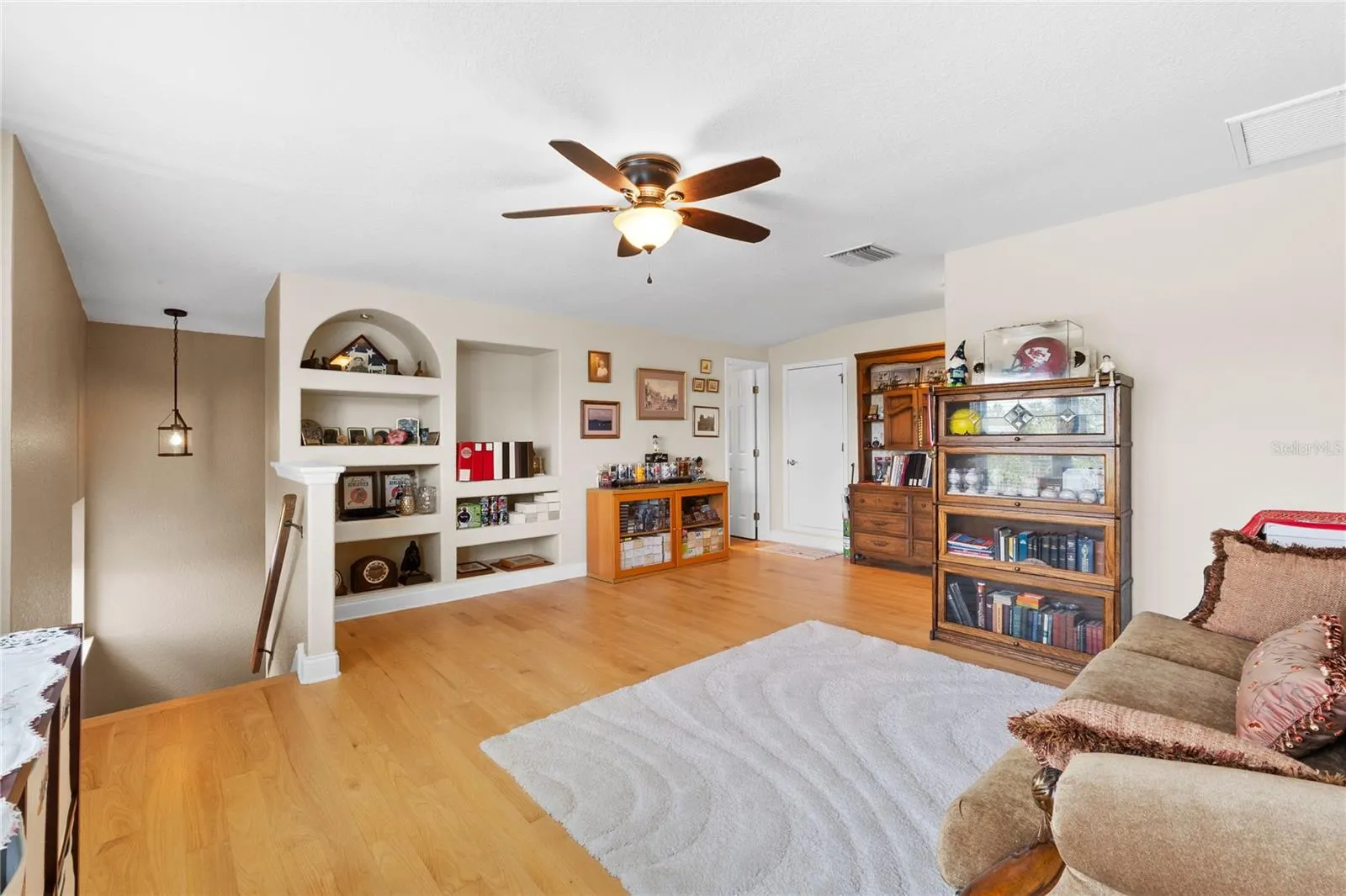 5195 HIGHLANDS LAKEVIEW LOOP