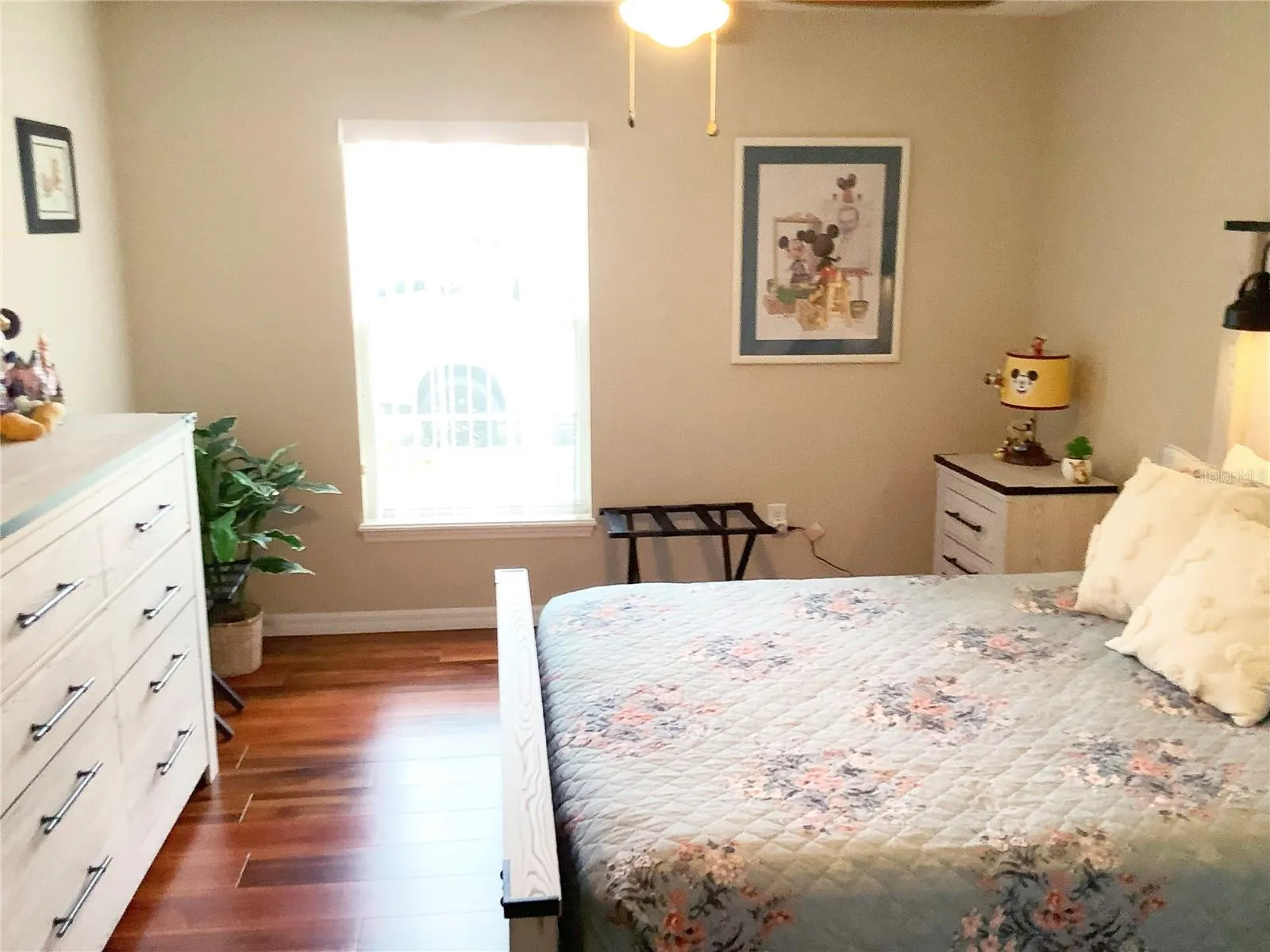 825 RESERVE PL