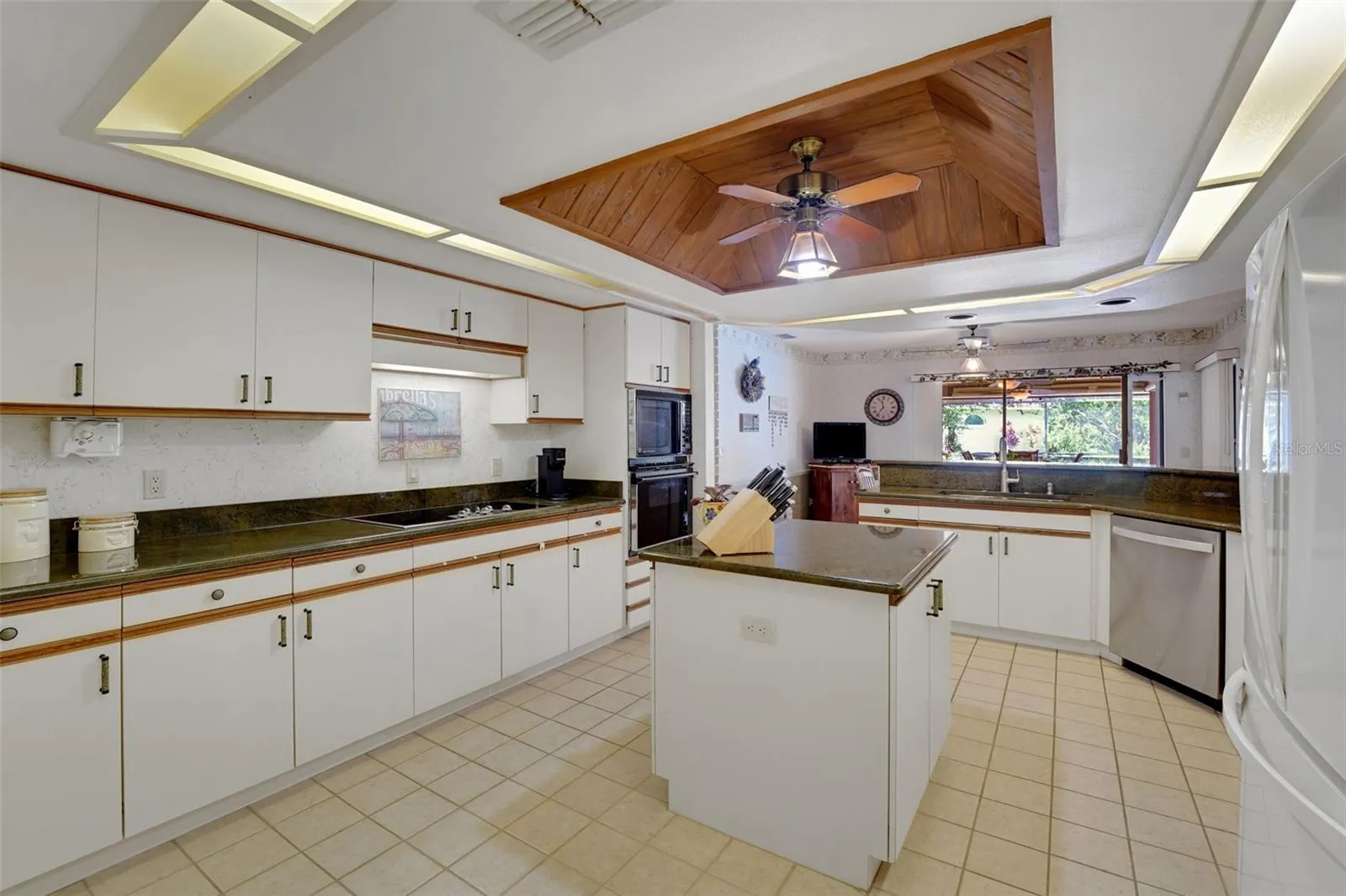 2997 PLANTATION RD
