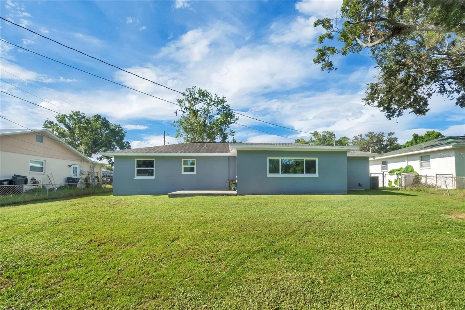 2830 WILLIAM LN