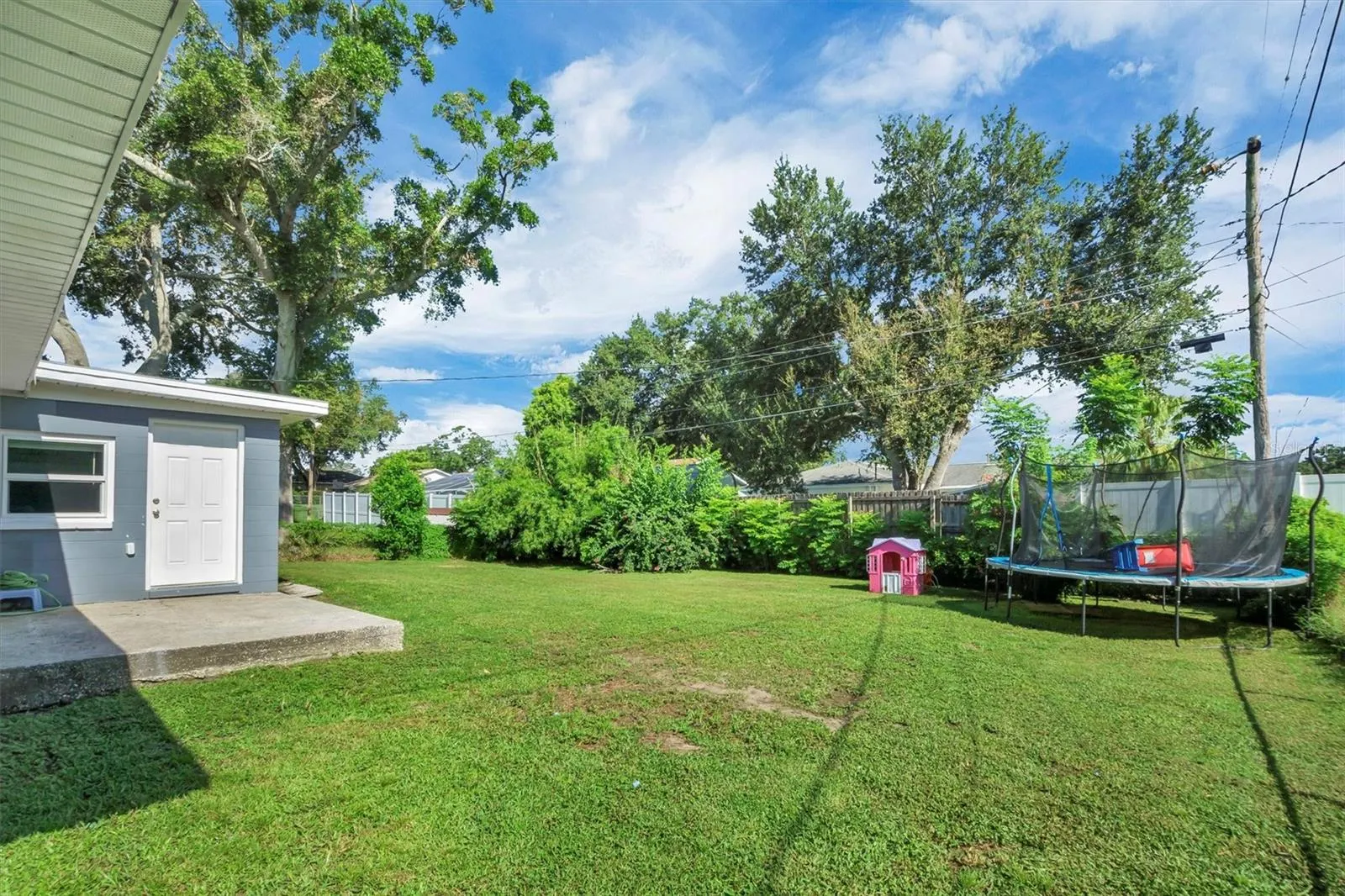 2830 WILLIAM LN