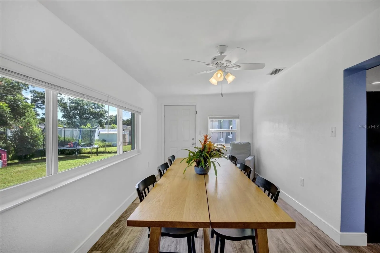 2830 WILLIAM LN