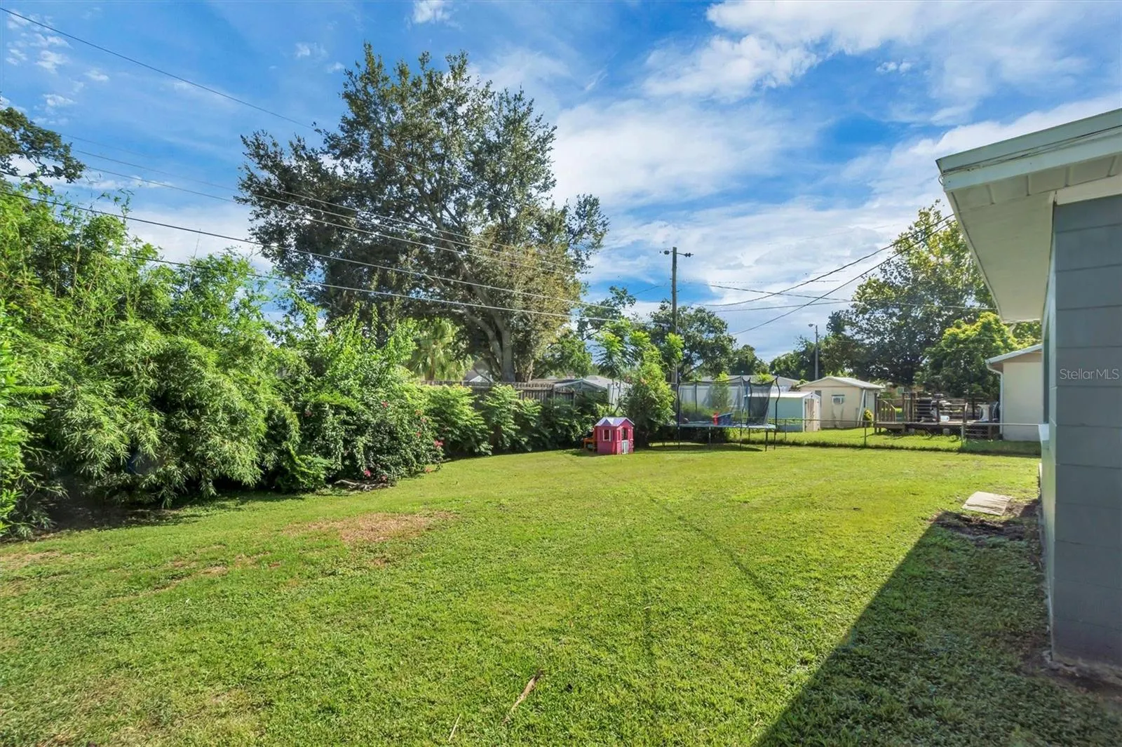 2830 WILLIAM LN