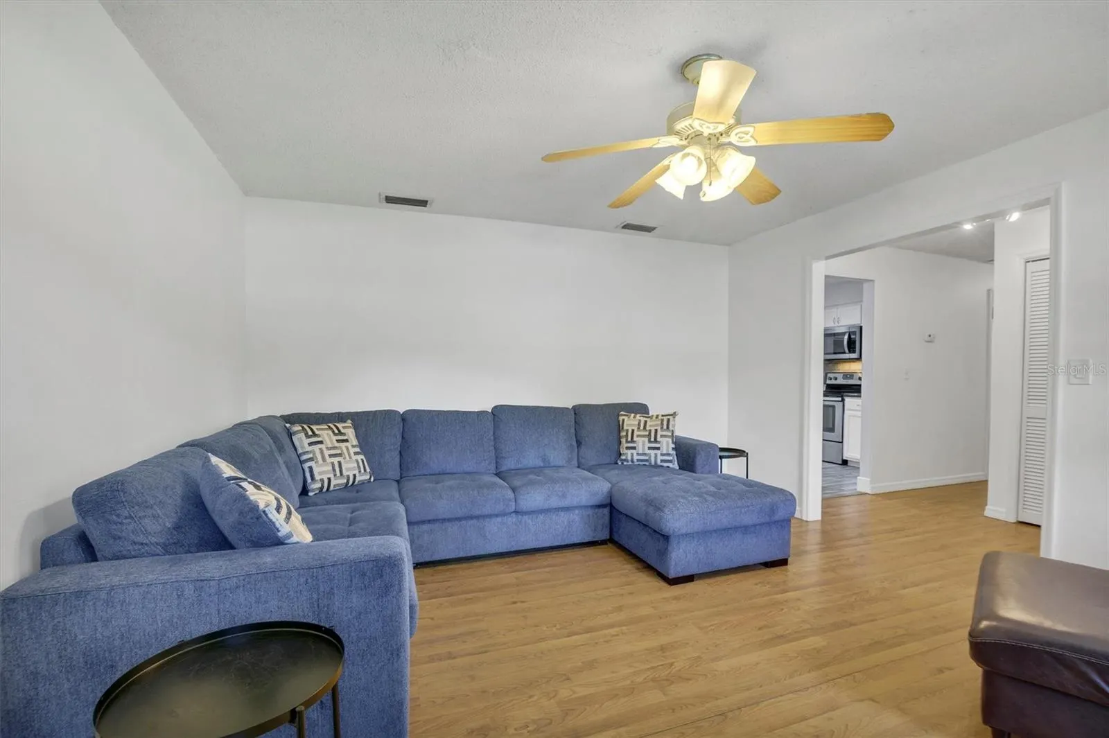2830 WILLIAM LN