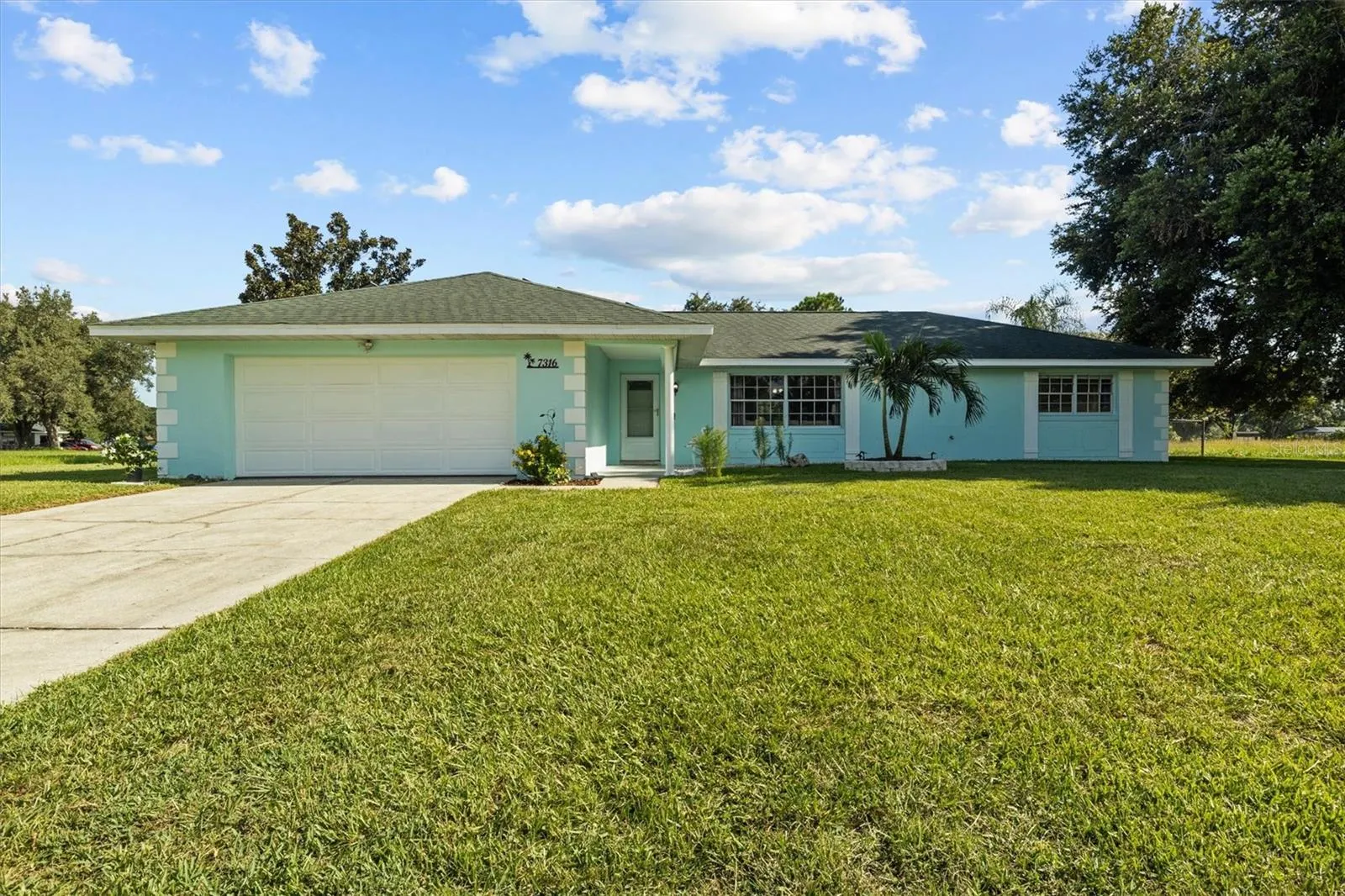 7316 ROLLING HILLS RD