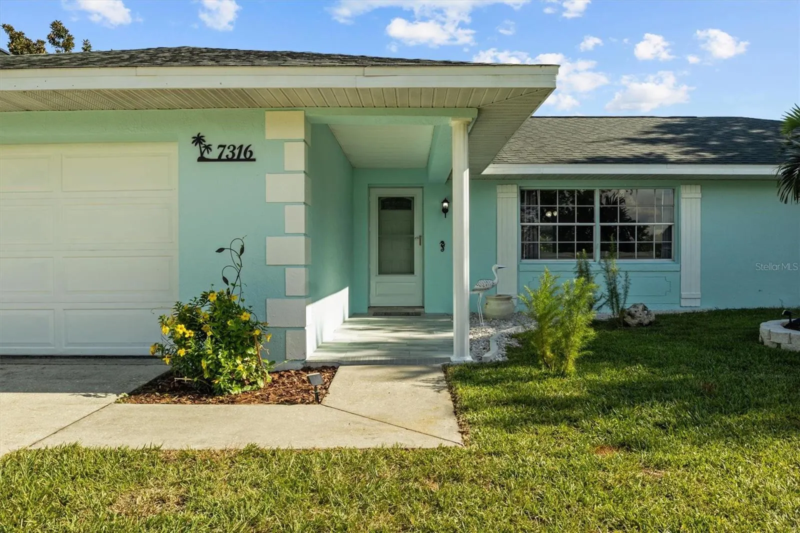 7316 ROLLING HILLS RD