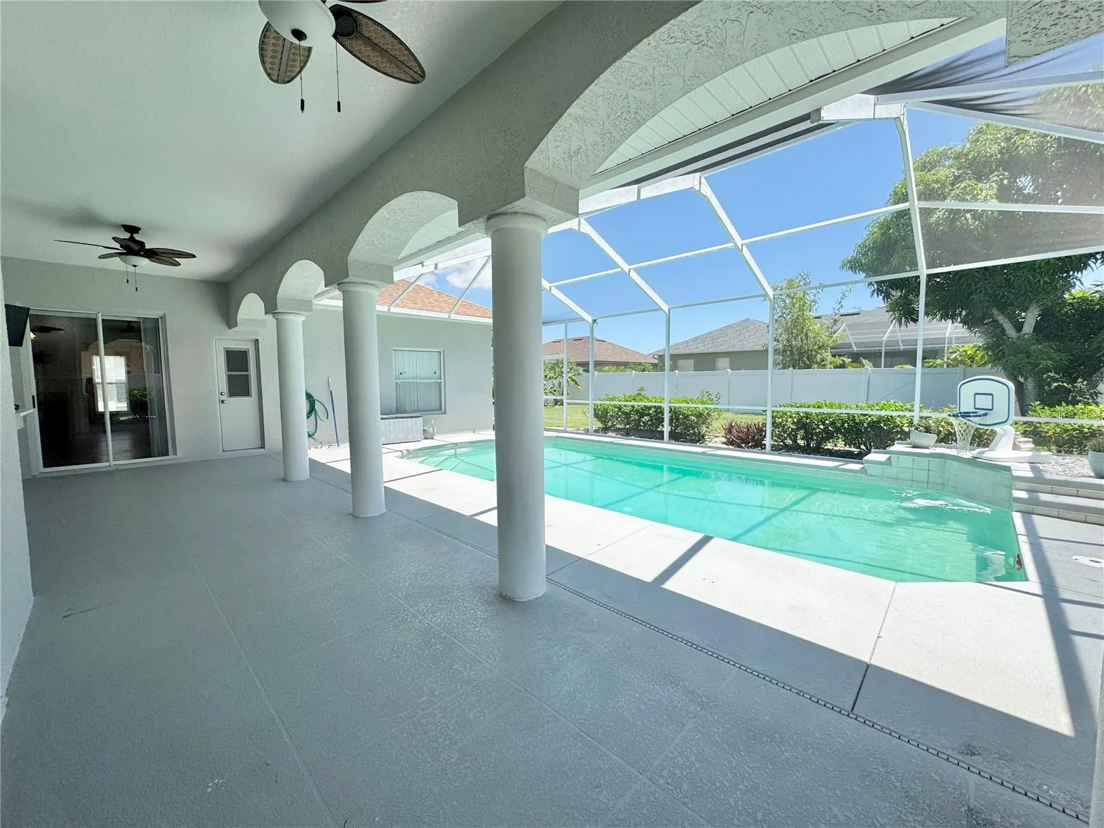 417 RUBY LAKE PL