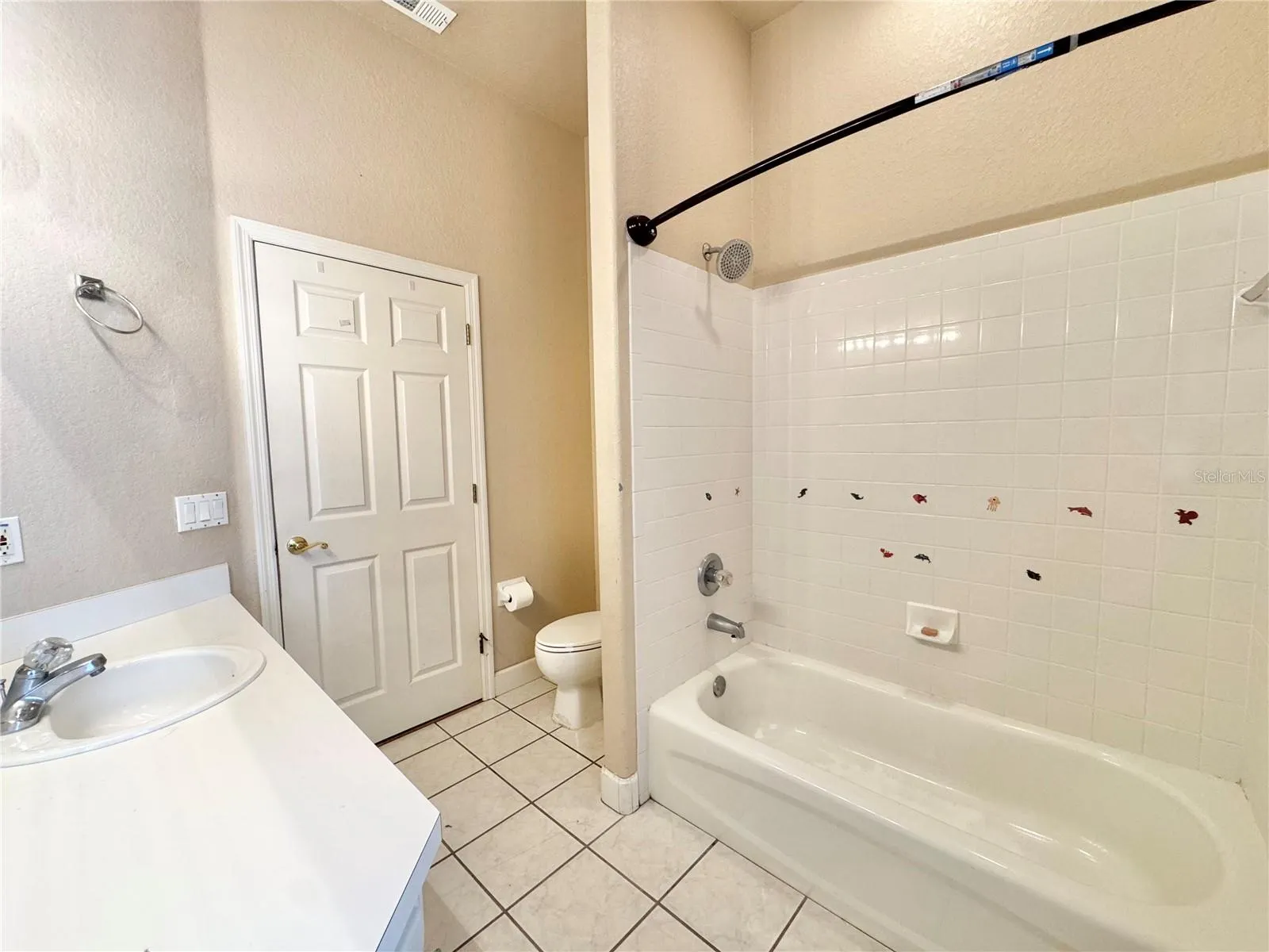 417 RUBY LAKE PL