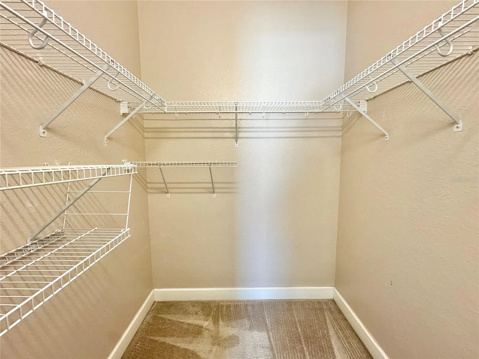 417 RUBY LAKE PL