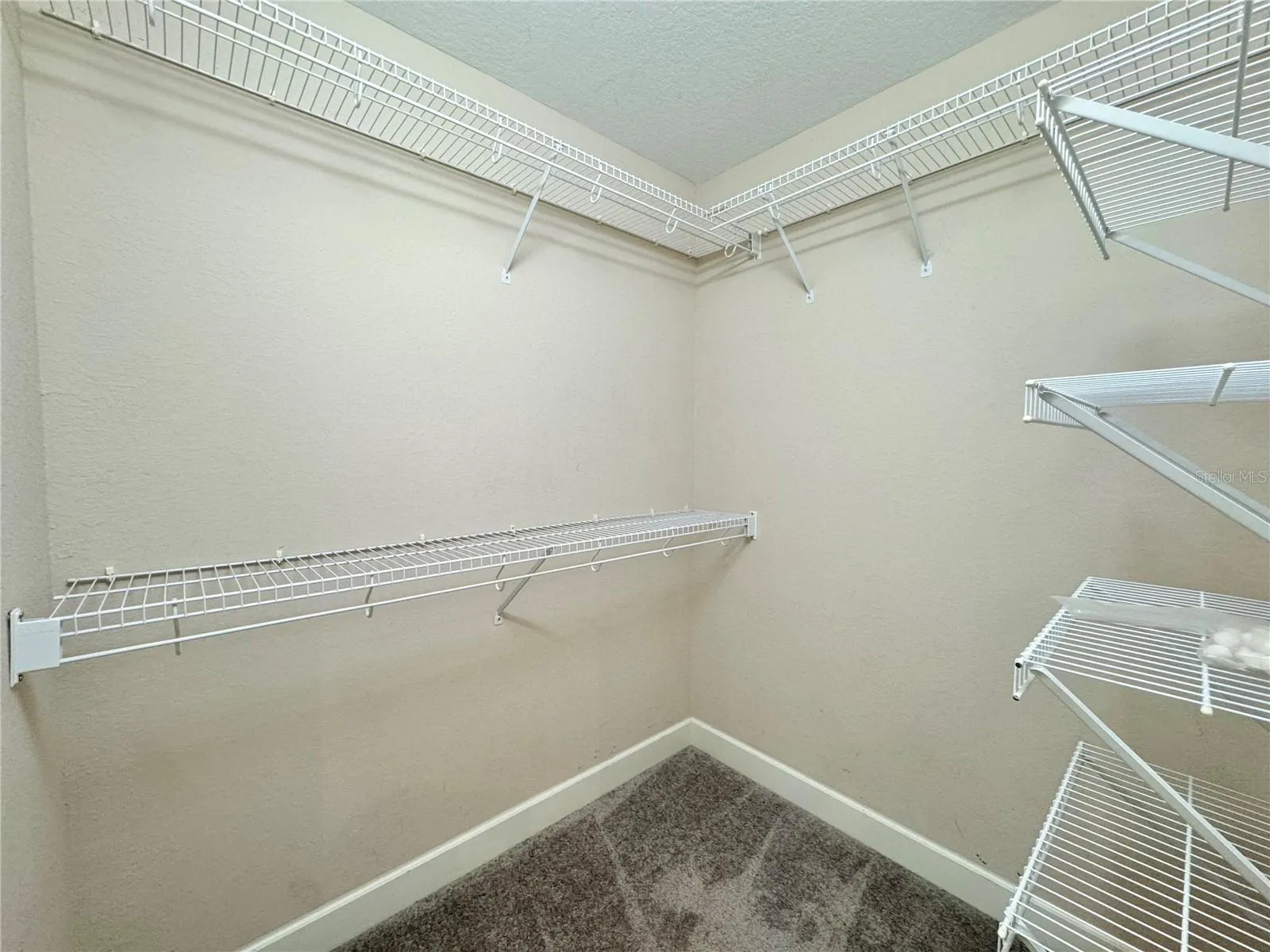 417 RUBY LAKE PL