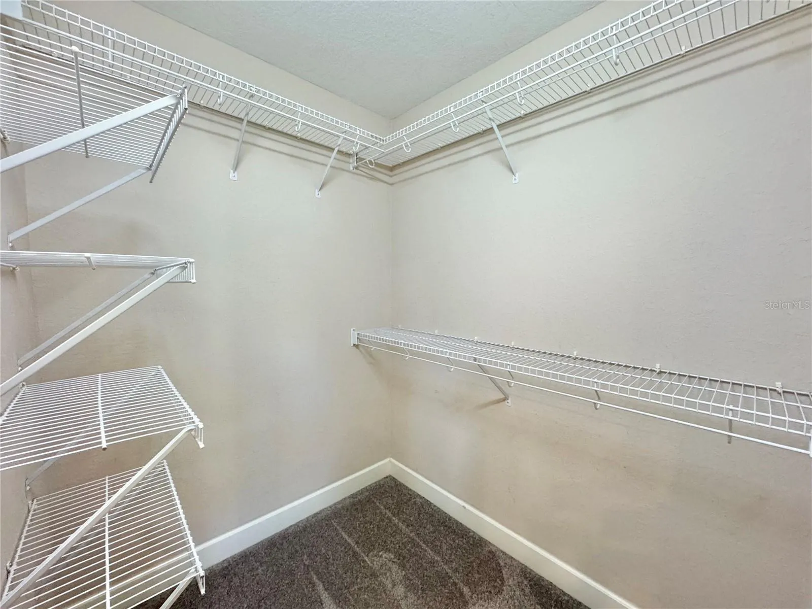 417 RUBY LAKE PL