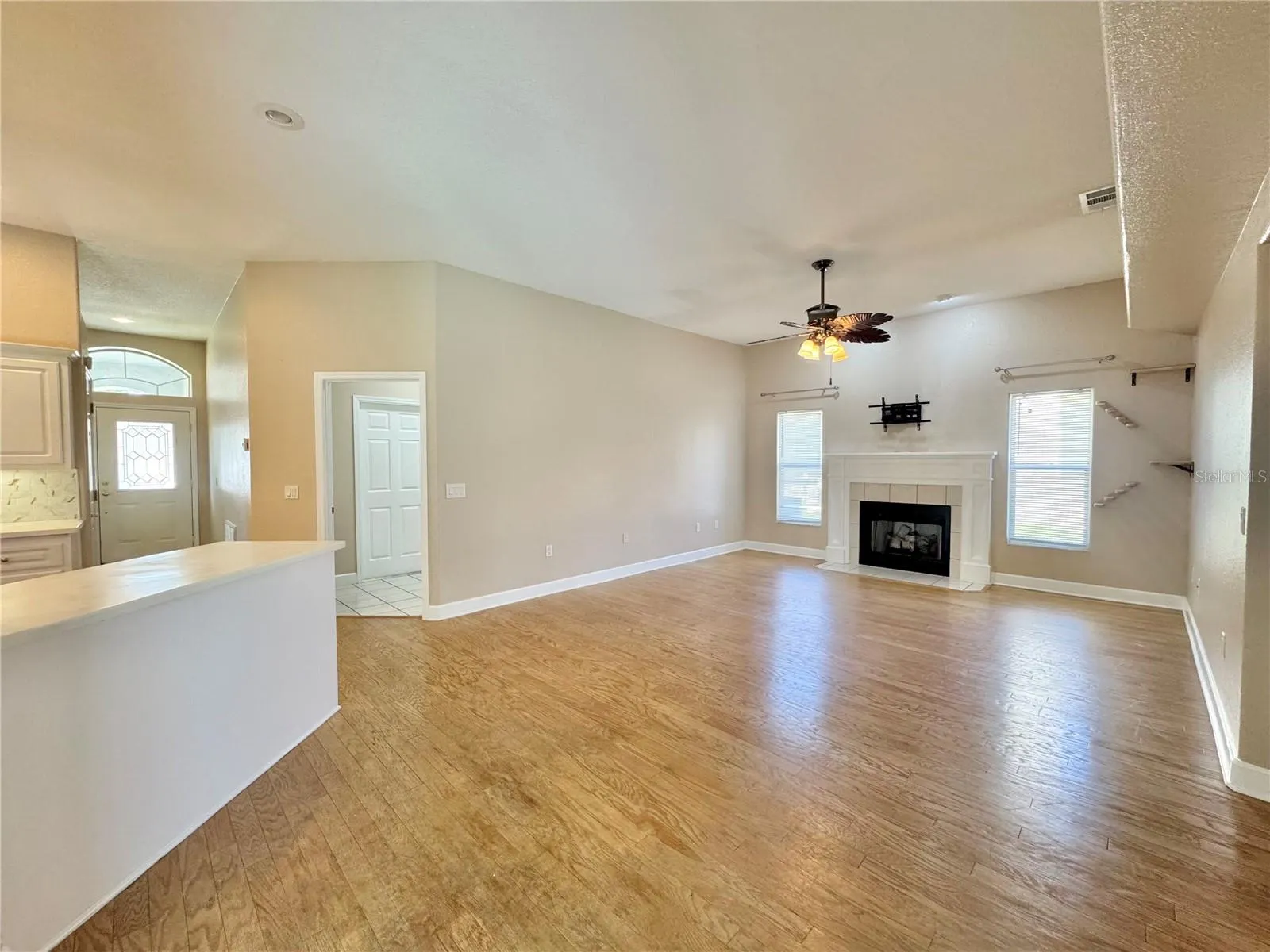417 RUBY LAKE PL