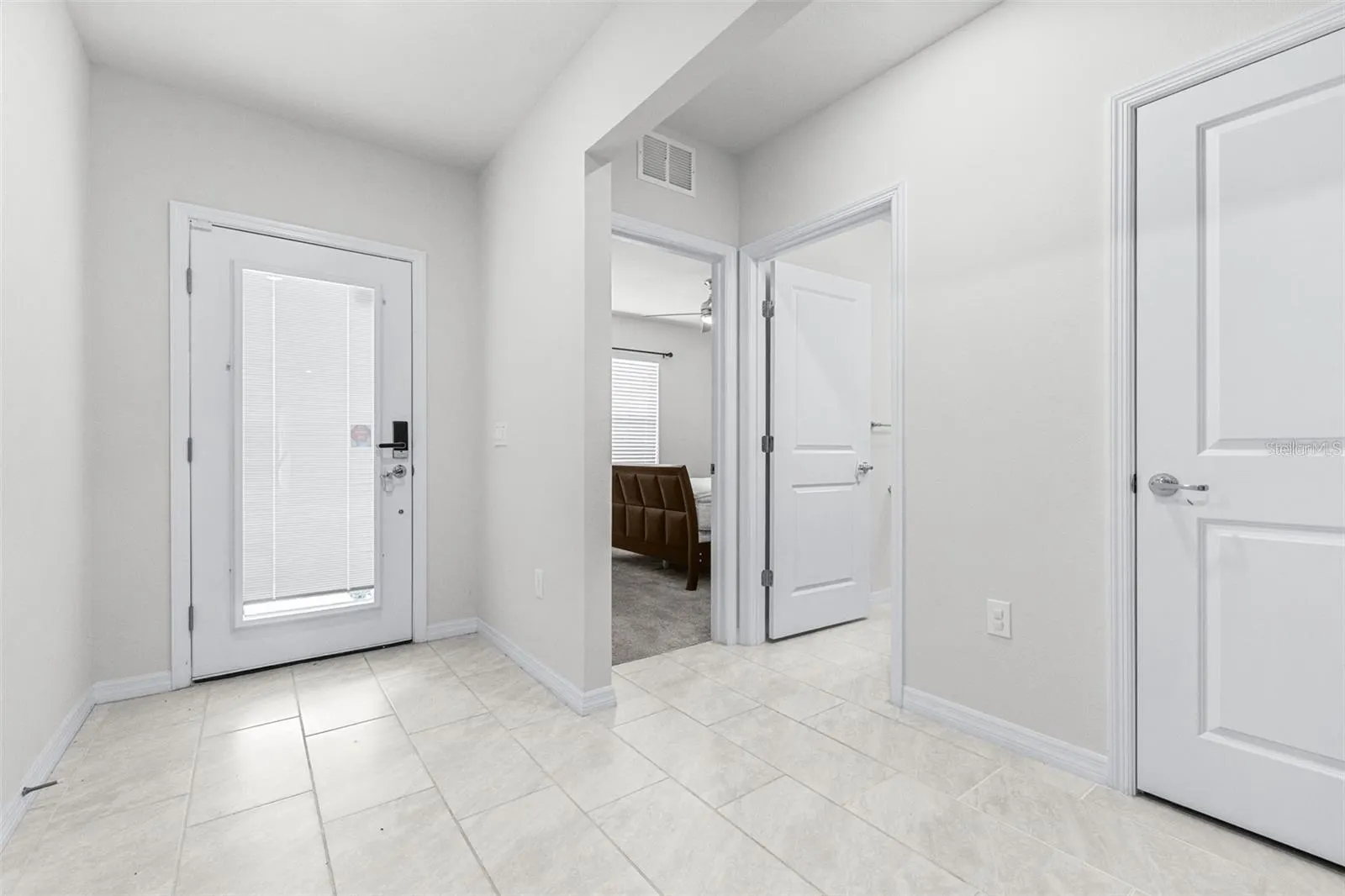 1050 MICHELANGELO LN
