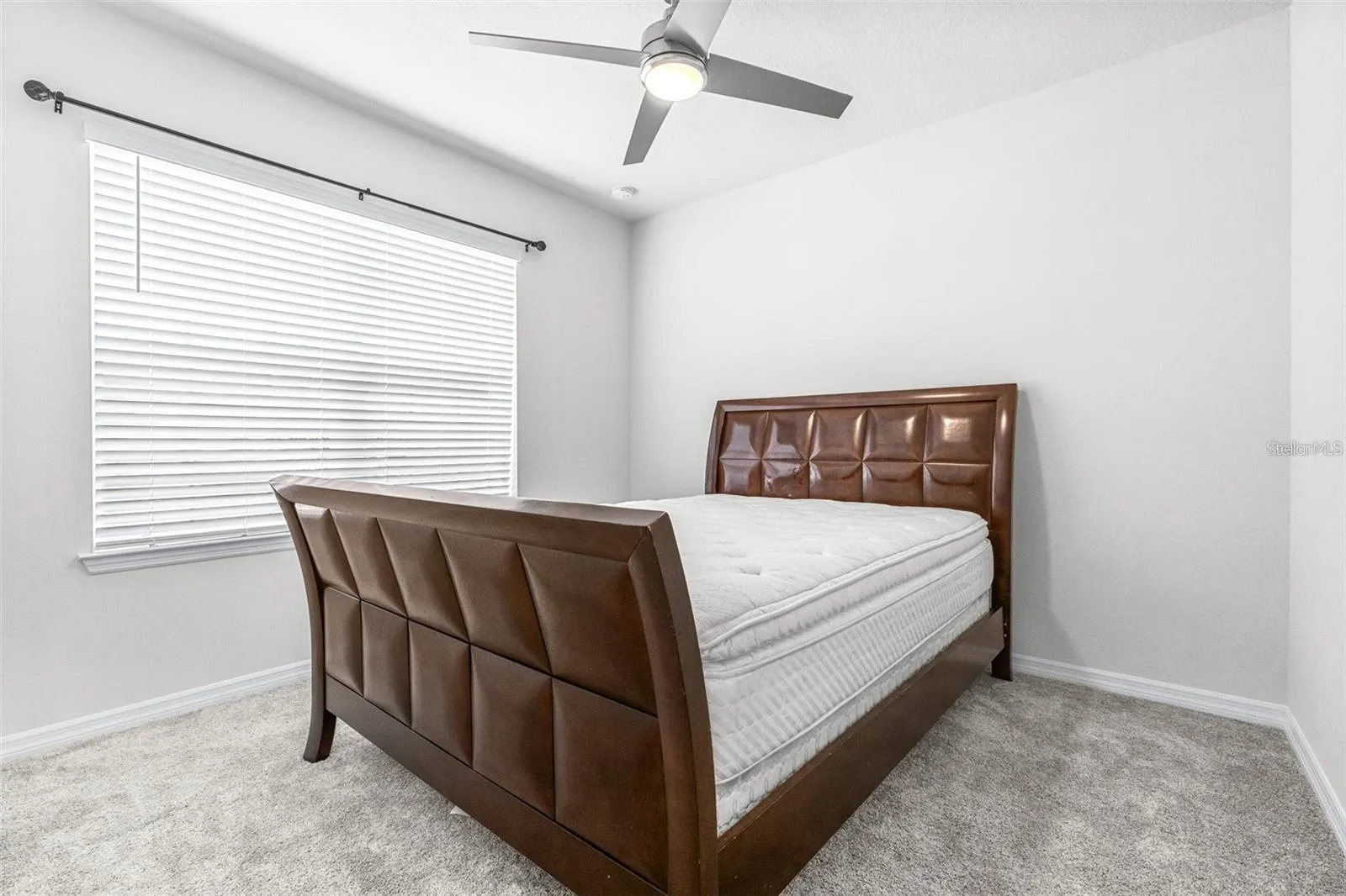 1050 MICHELANGELO LN