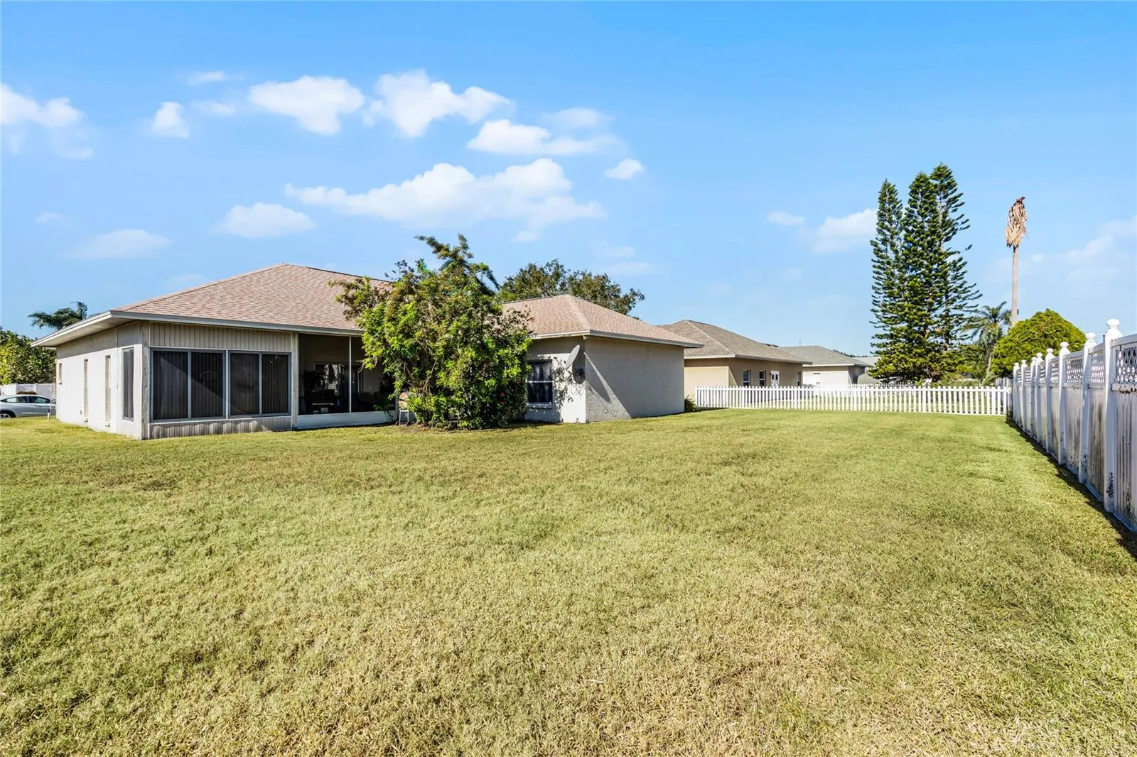 131 RUBY LAKE DR